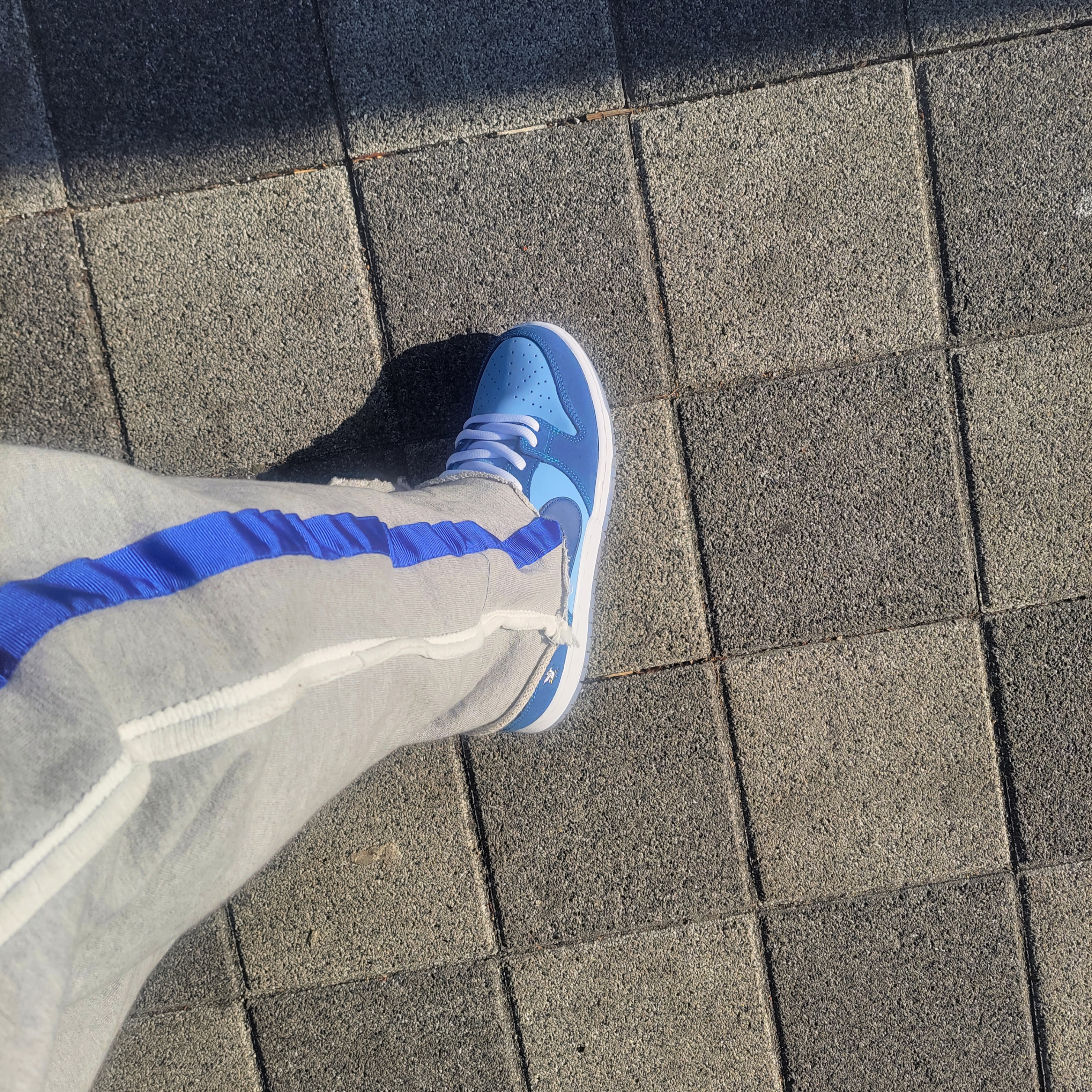 Nike x Why So Sad? SB Dunk Low Pro Coastal Blue 착용 스타일