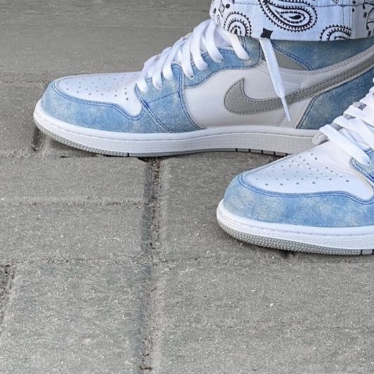 (GS) Jordan 1 Retro High OG Hyper Royal 착용 스타일