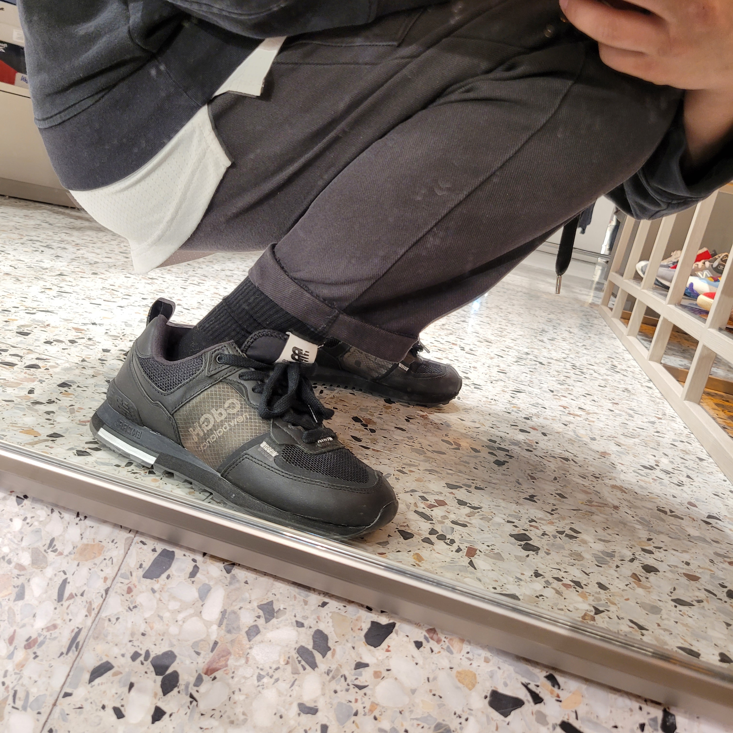 New Balance x Comme des Garcons Homme 574 Black 착용 스타일