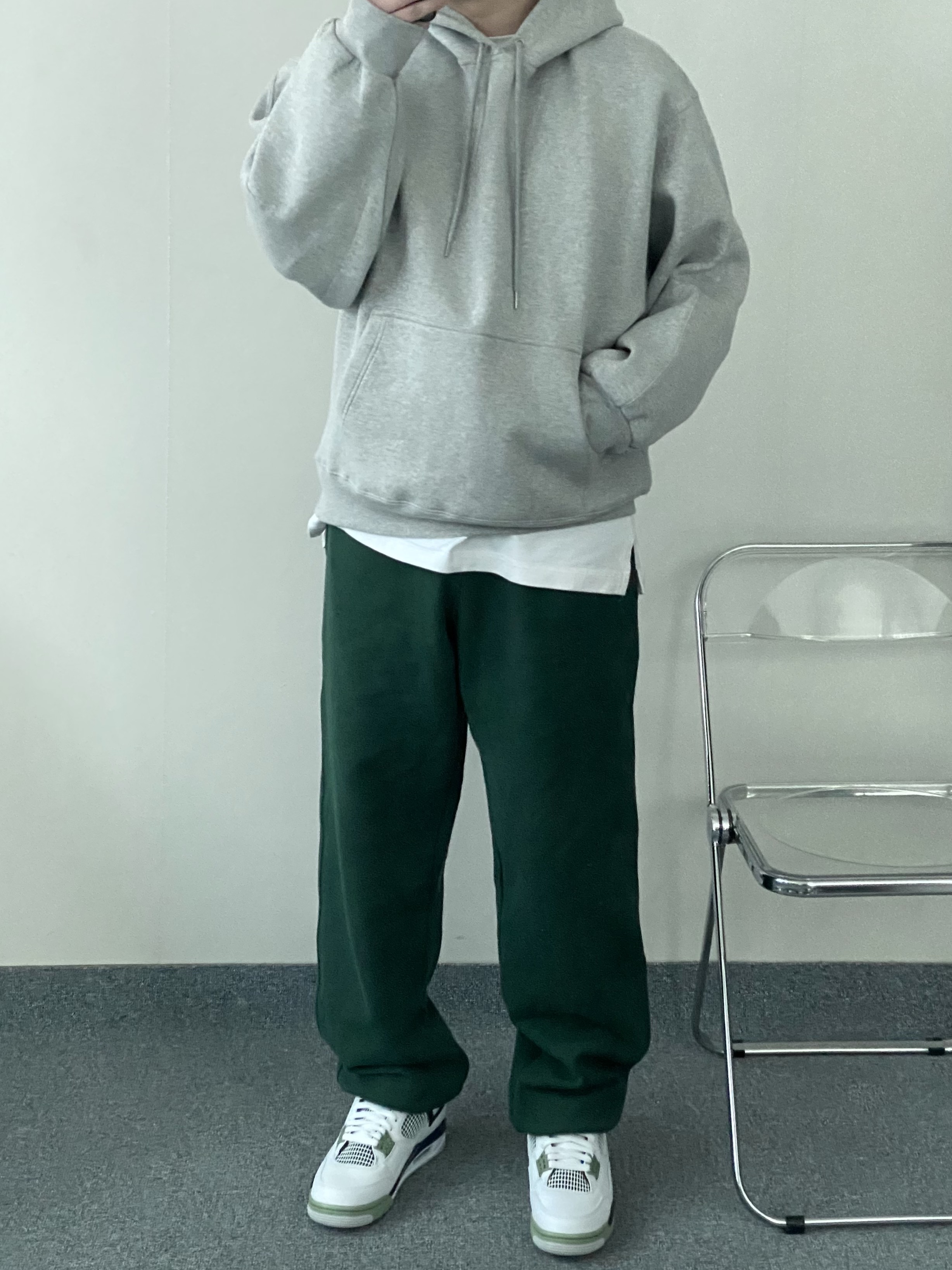 (W) Jordan 4 Retro Oil Green 착용 스타일 - 2