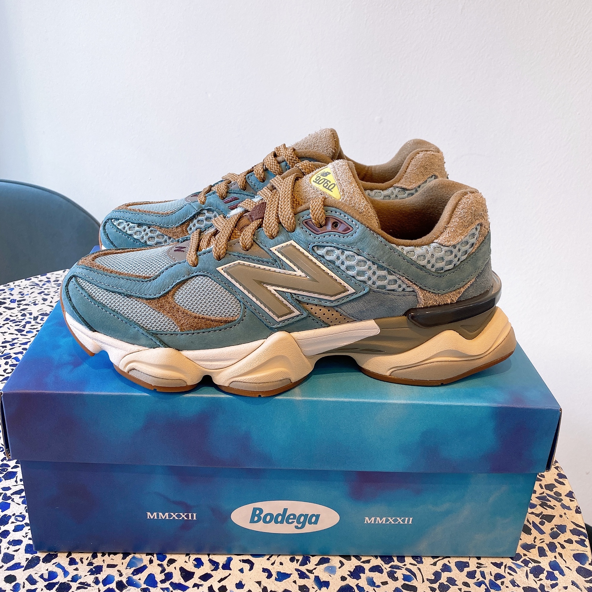 New Balance x Bodega 9060 Citadel 착용 스타일 - 4