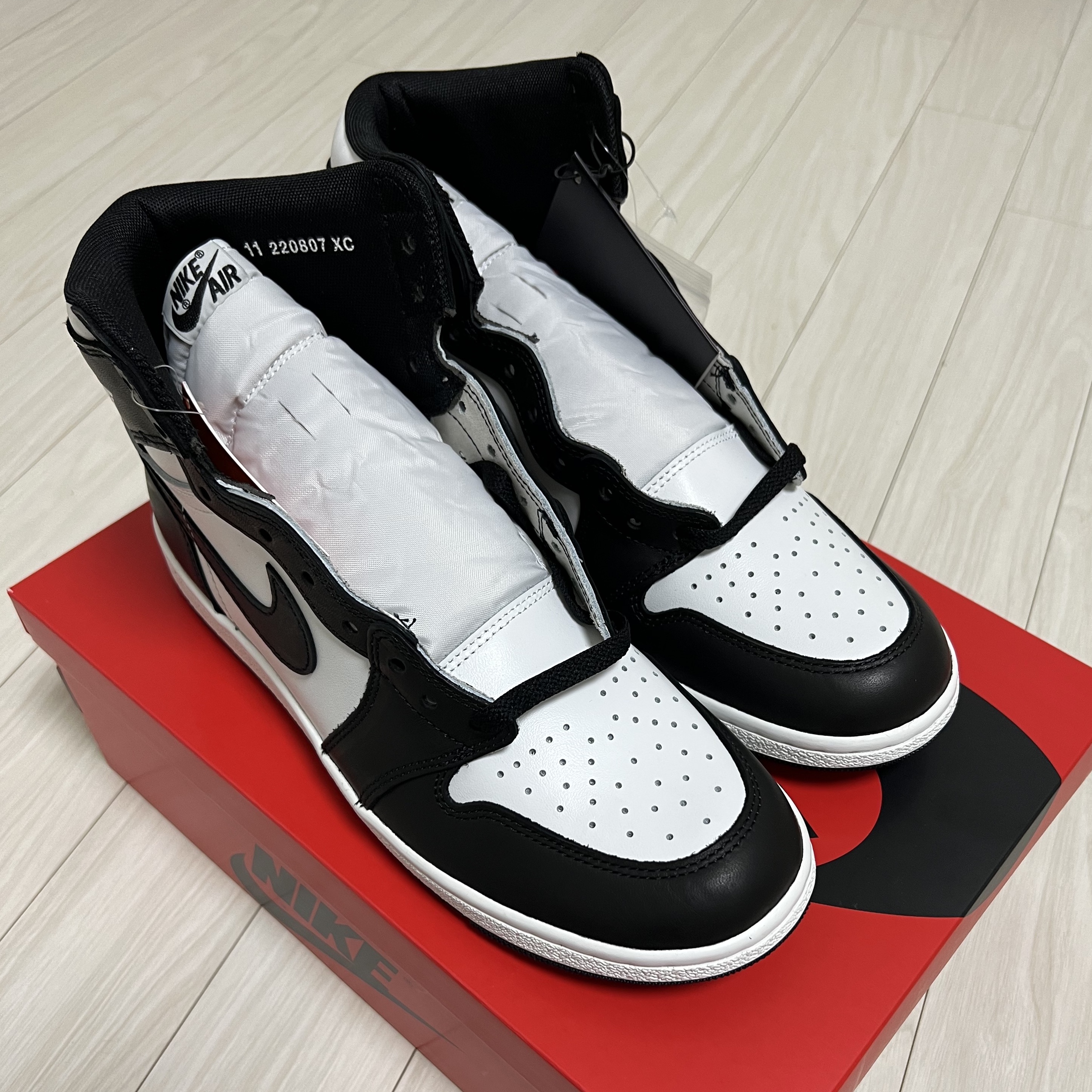 Jordan 1 High 85 Black White 착용 스타일
