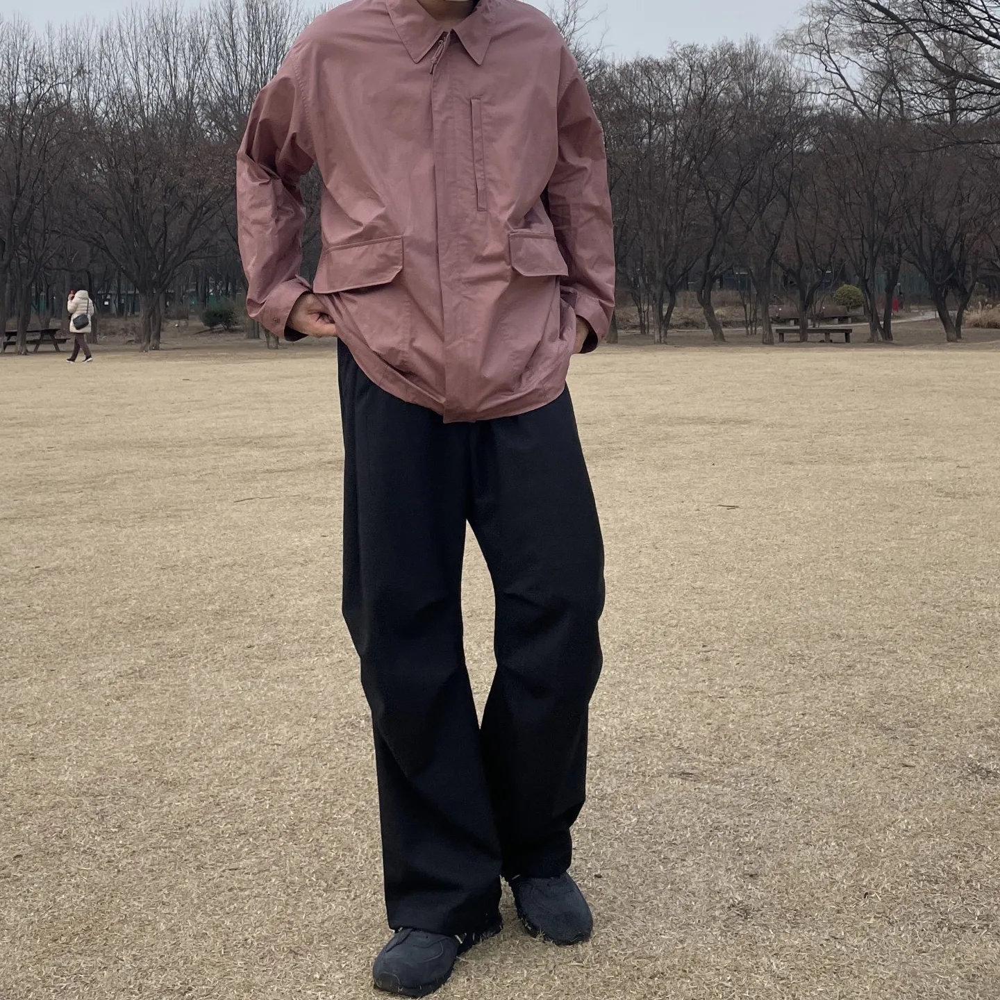 New Balance x Comme des Garcons Junya Watanabe Man 574 Suede Grey Off White 착용 스타일 - 4