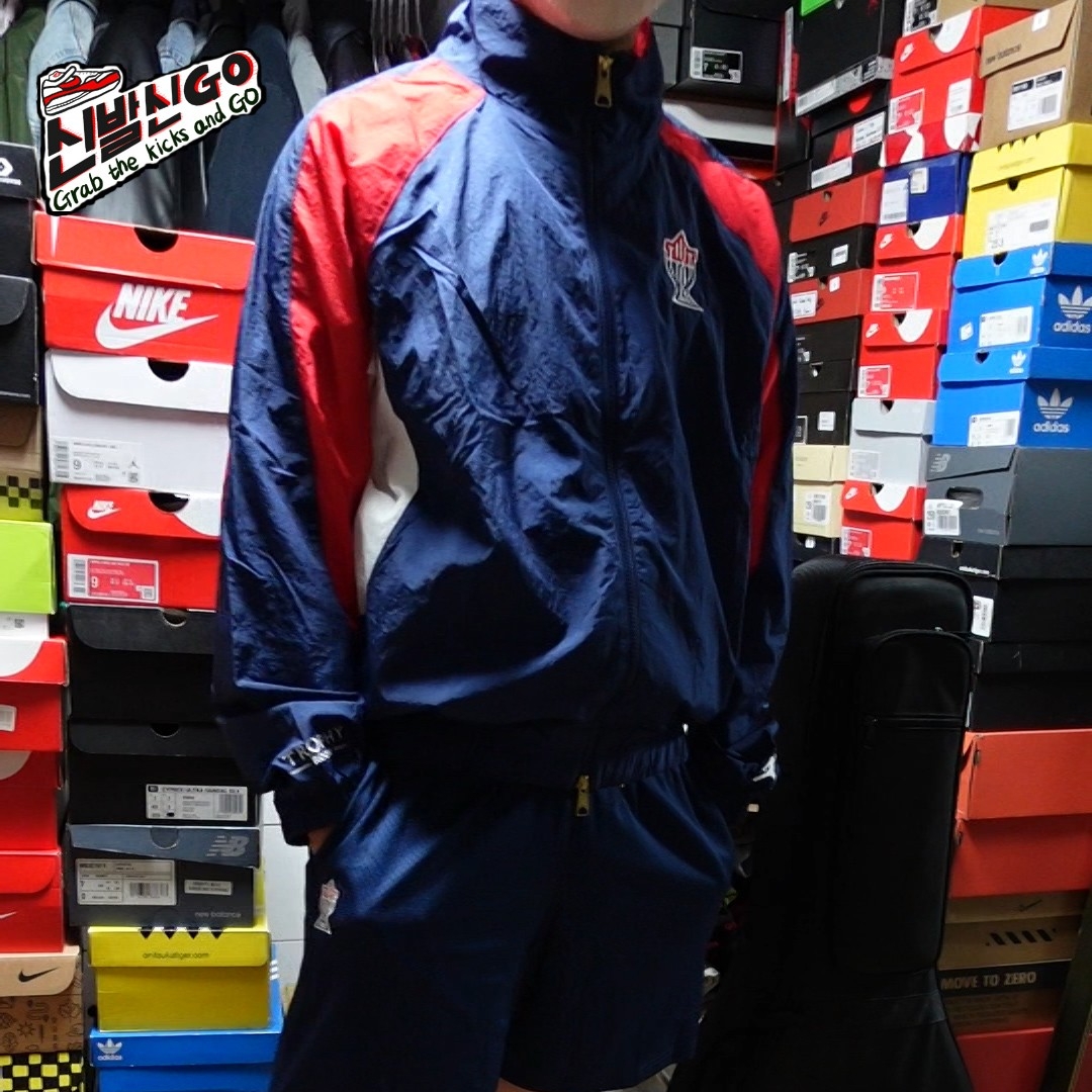 Jordan x Trophy Room Wooven Jacket Midnight Navy - Asia, Jordan x Trophy Room Practice Shorts Midnight Navy - Asia 착용 스타일 - 1