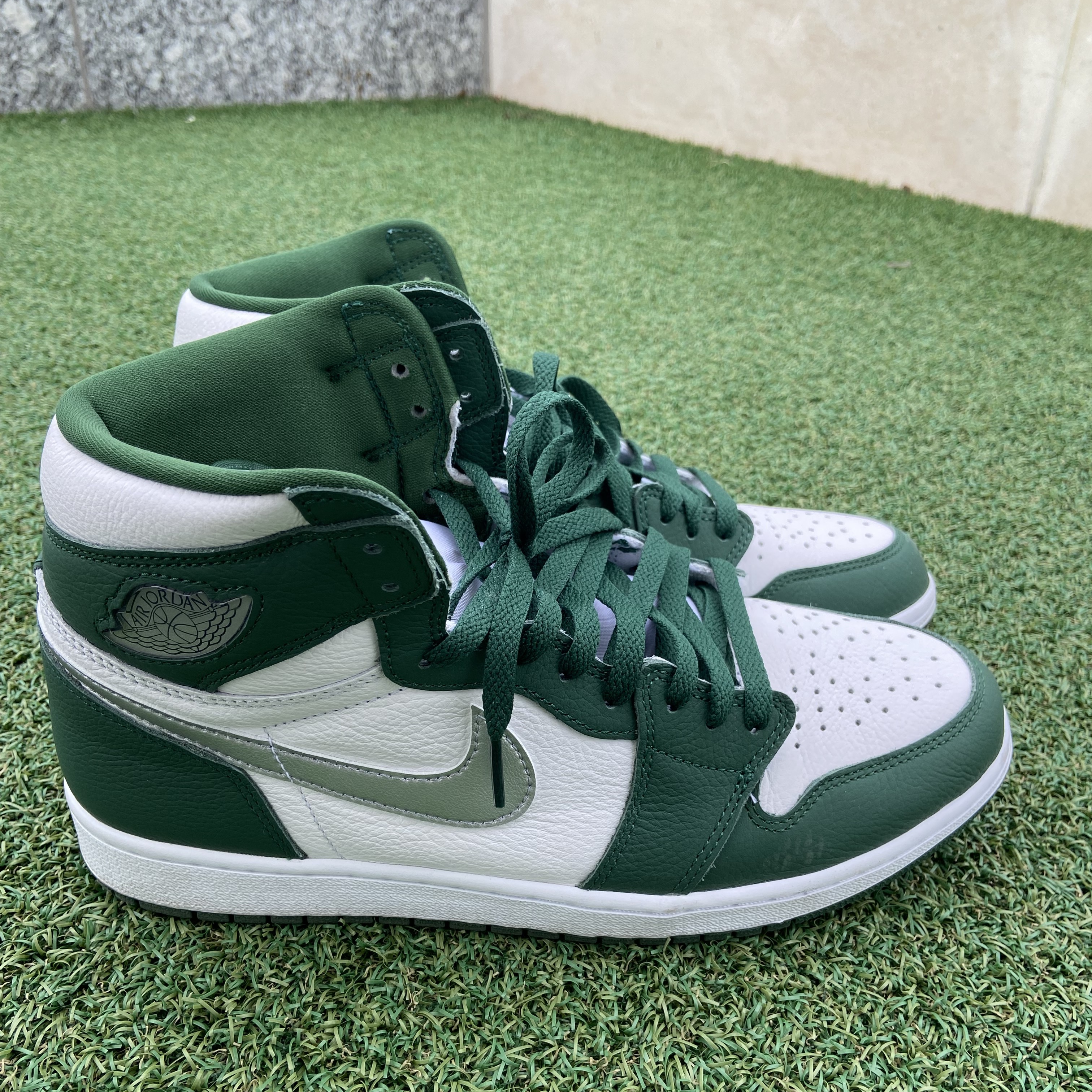 Jordan 1 Retro High OG Gorge Green 착용 스타일
