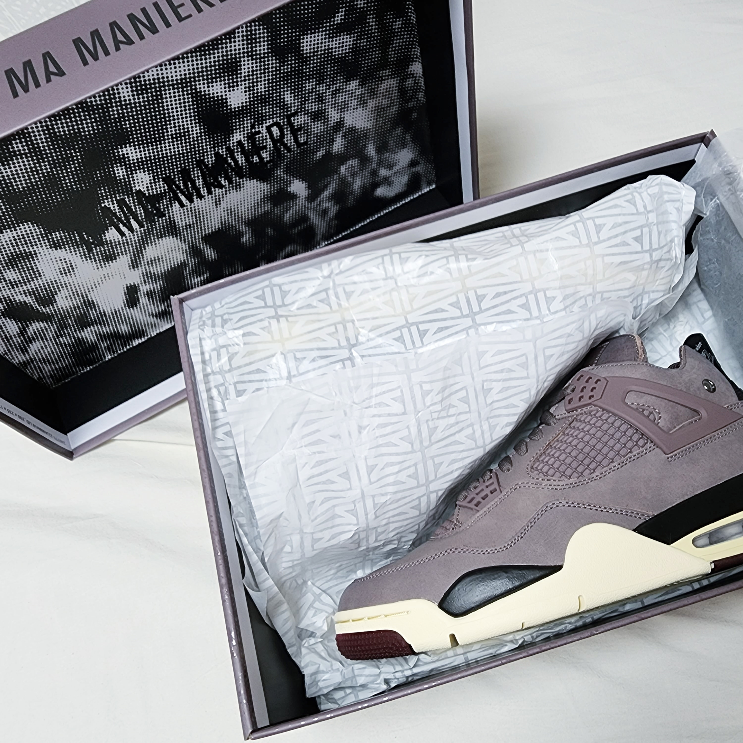Jordan 4 x A Ma Maniere Retro Violet Ore 착용 스타일