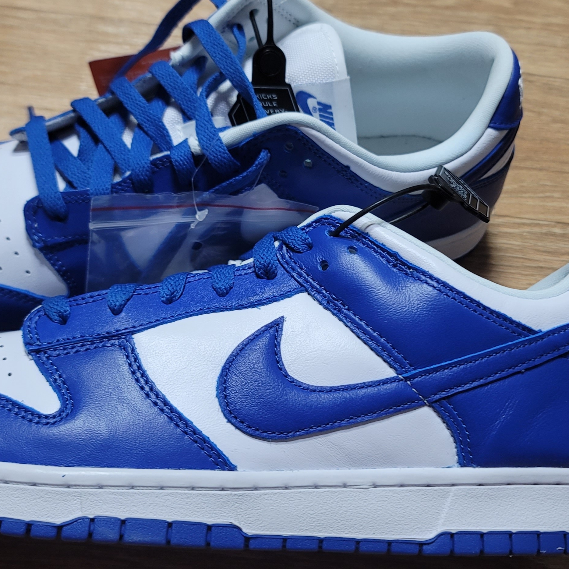 Nike Dunk Low SP Kentucky 2022 착용 스타일 - 1