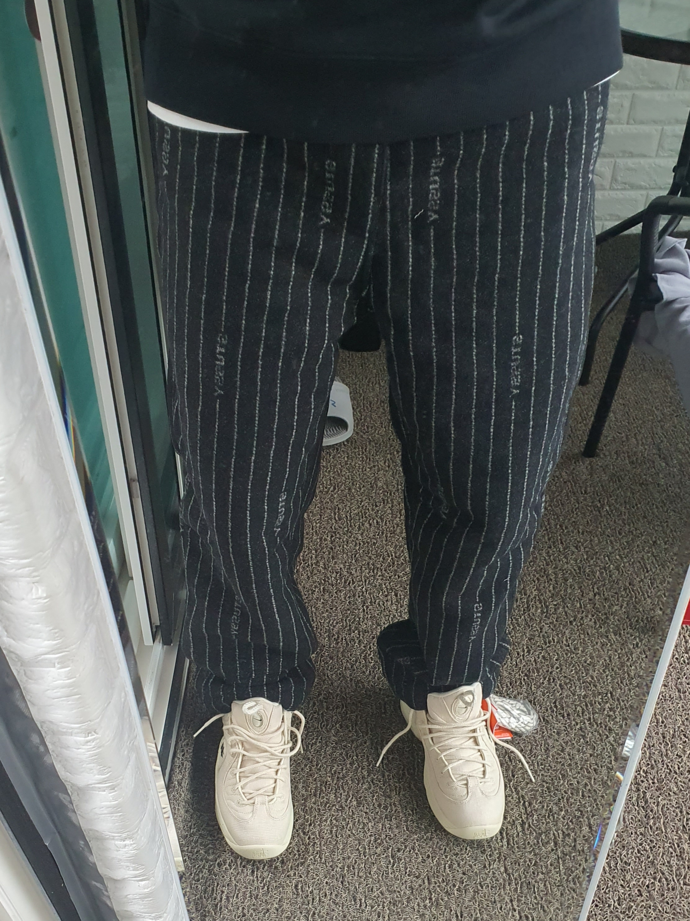 Nike x Stussy NRG Striped Wool Pants Black (DR4021-010), Nike x Stussy Air Penny II Fossil 착용 스타일 - 3