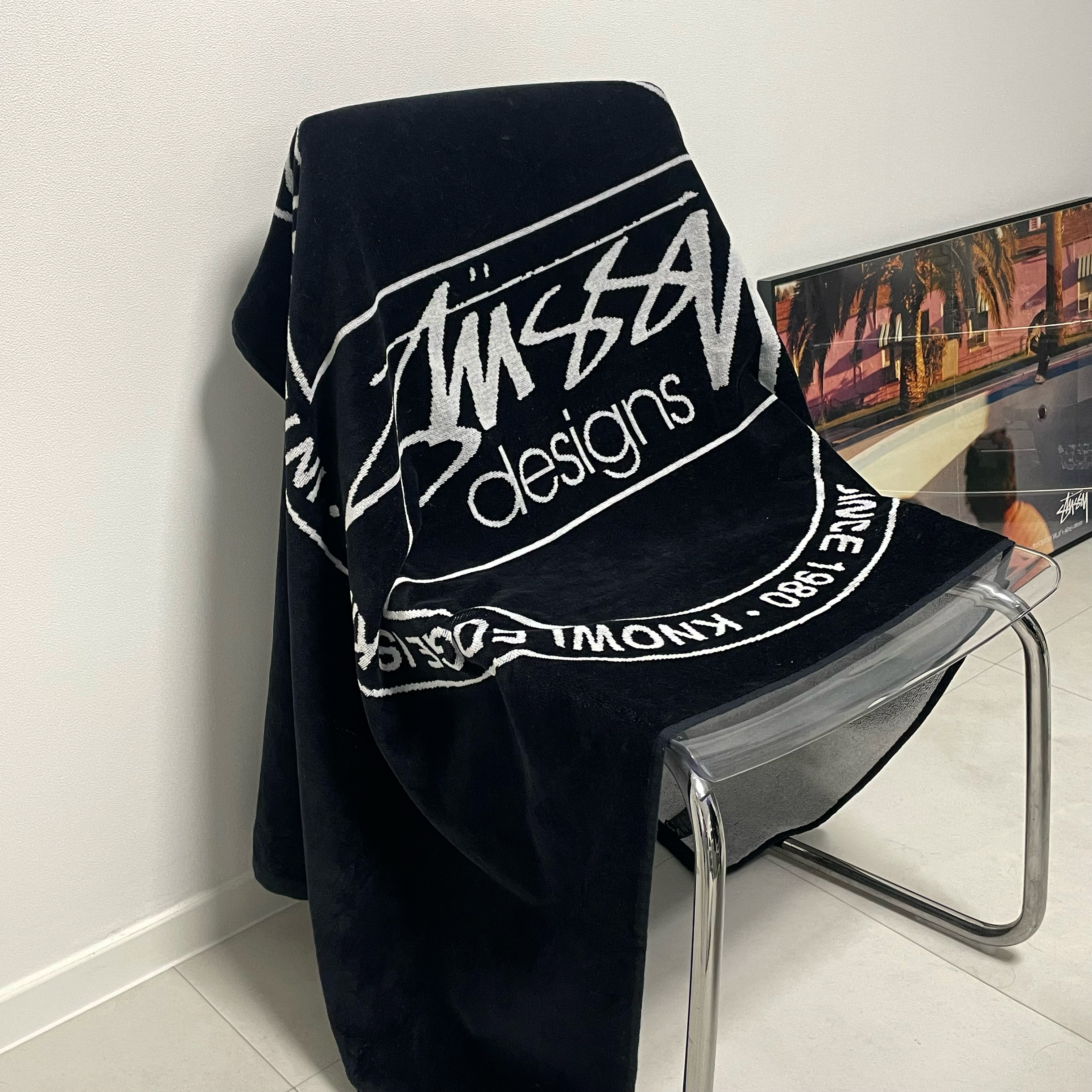 Stussy Dot Jacquard Towel Black 착용 스타일