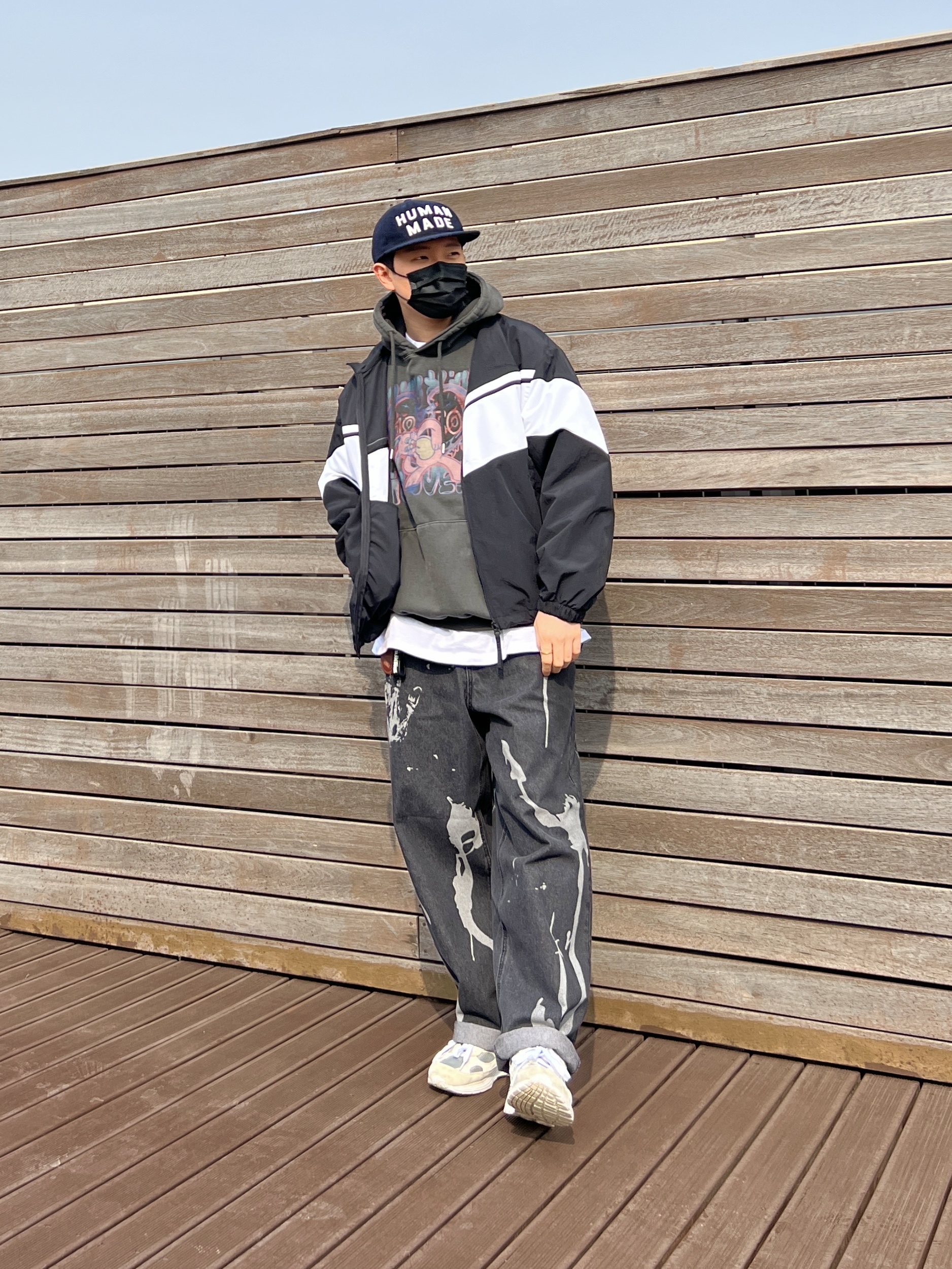 Human Made 6-Panel Wool Cap Navy, New Balance 992 Made in USA White Silver 착용 스타일 - 1