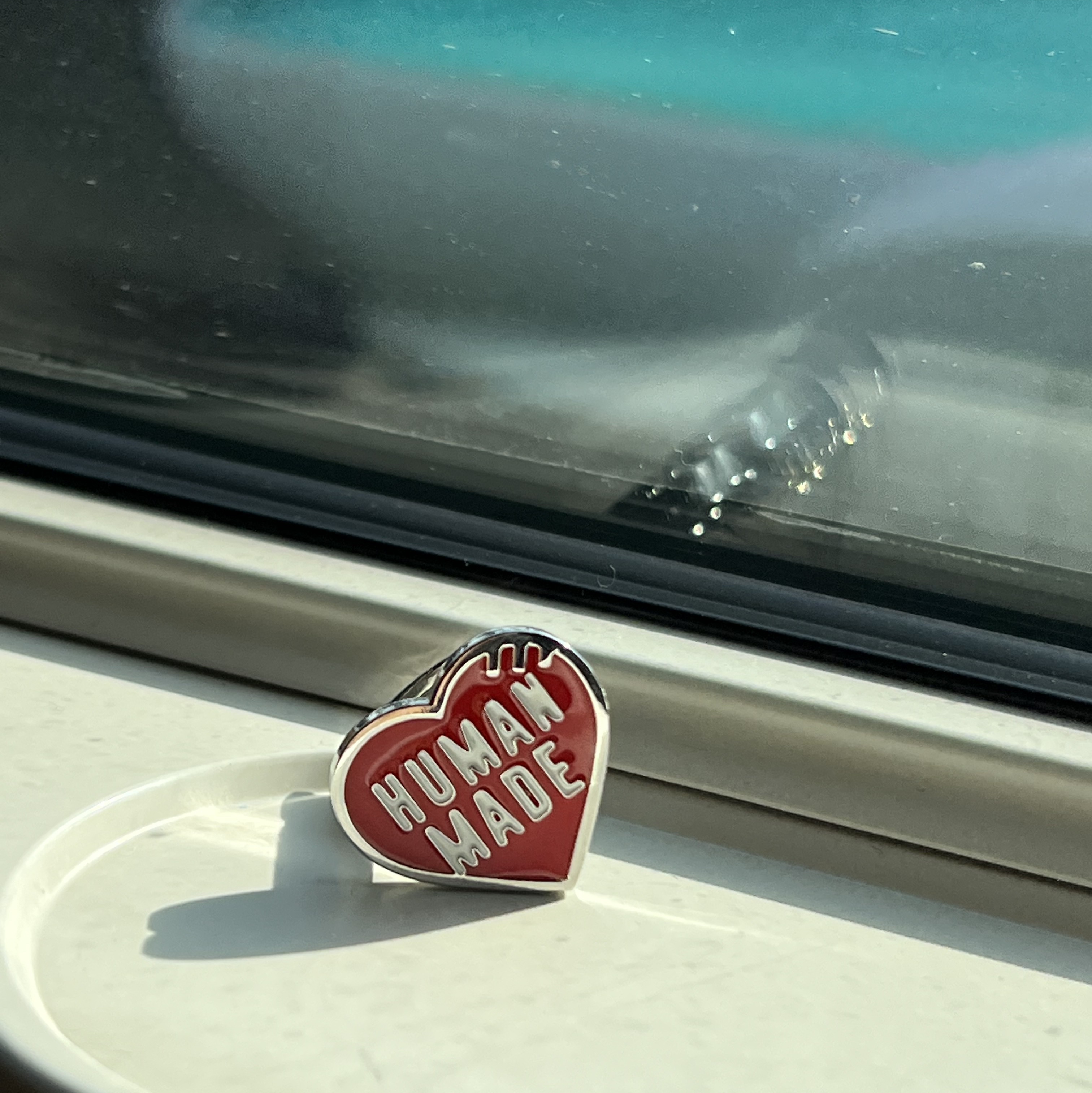 Human Made Heart Ring Red 착용 스타일 - 2