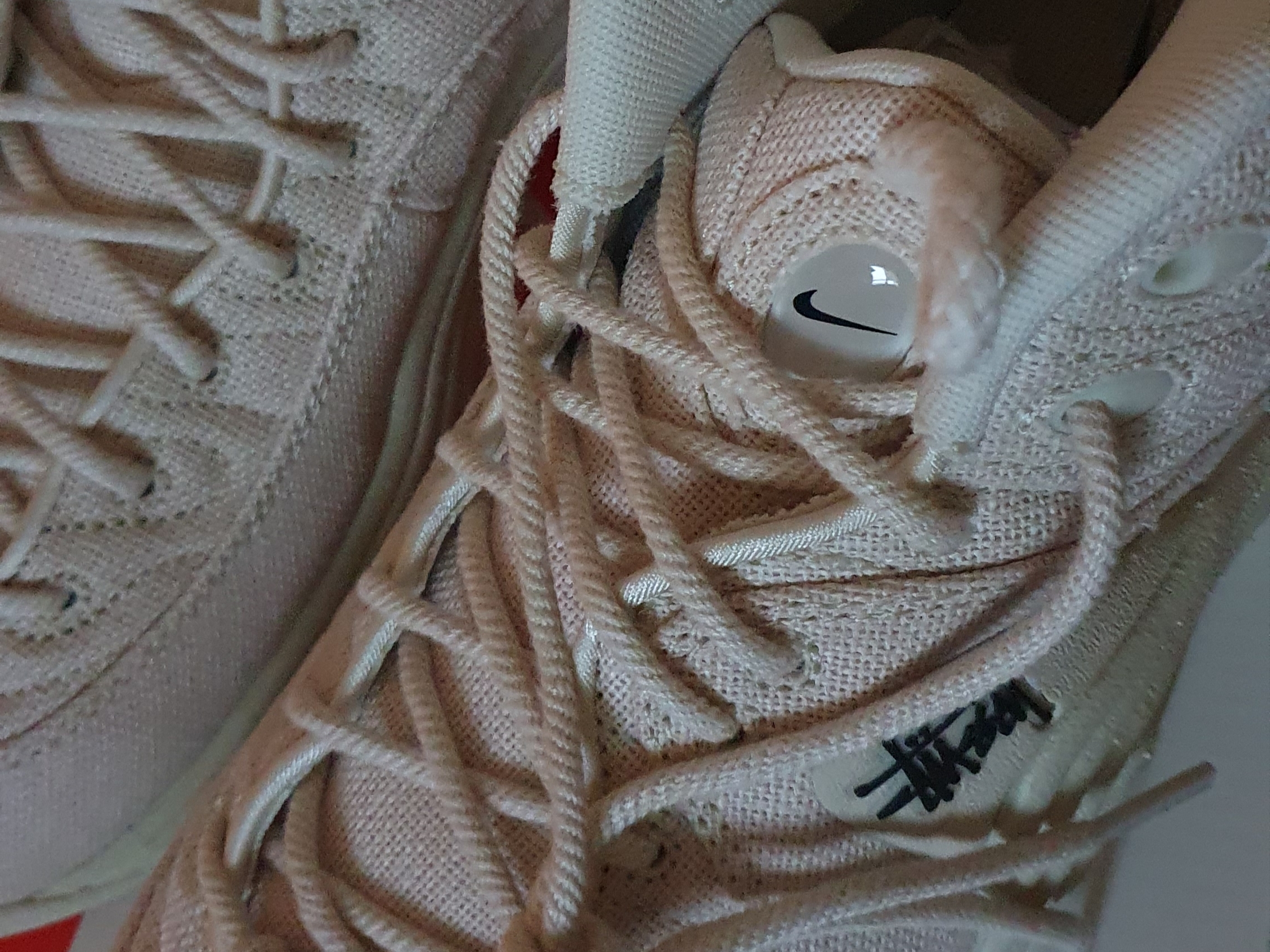 Nike x Stussy Air Penny II Fossil 착용 스타일 - 3