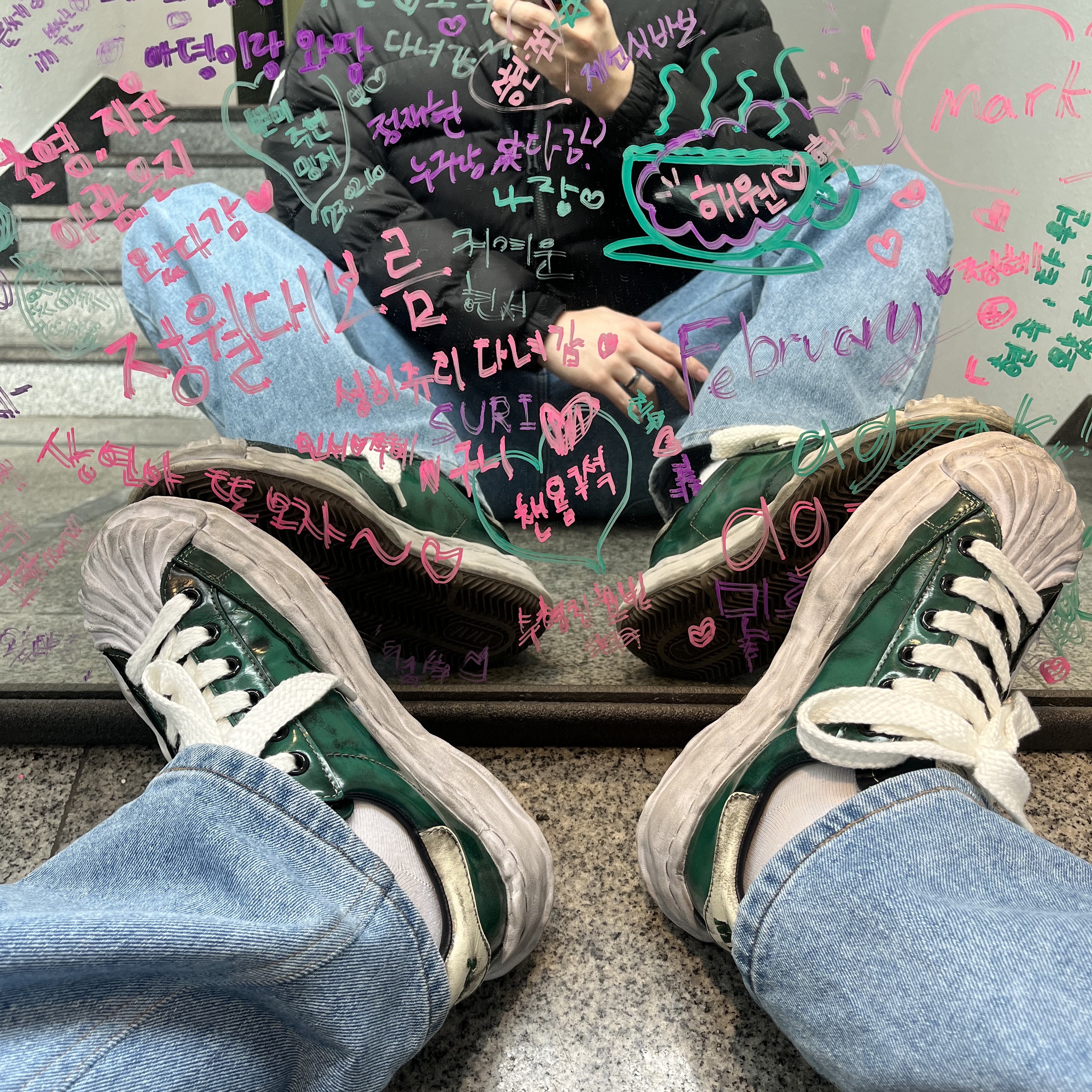 Maison Mihara Yasuhiro Blakey OG Sole Brushed Patent Low-top Sneakers Green 착용 스타일