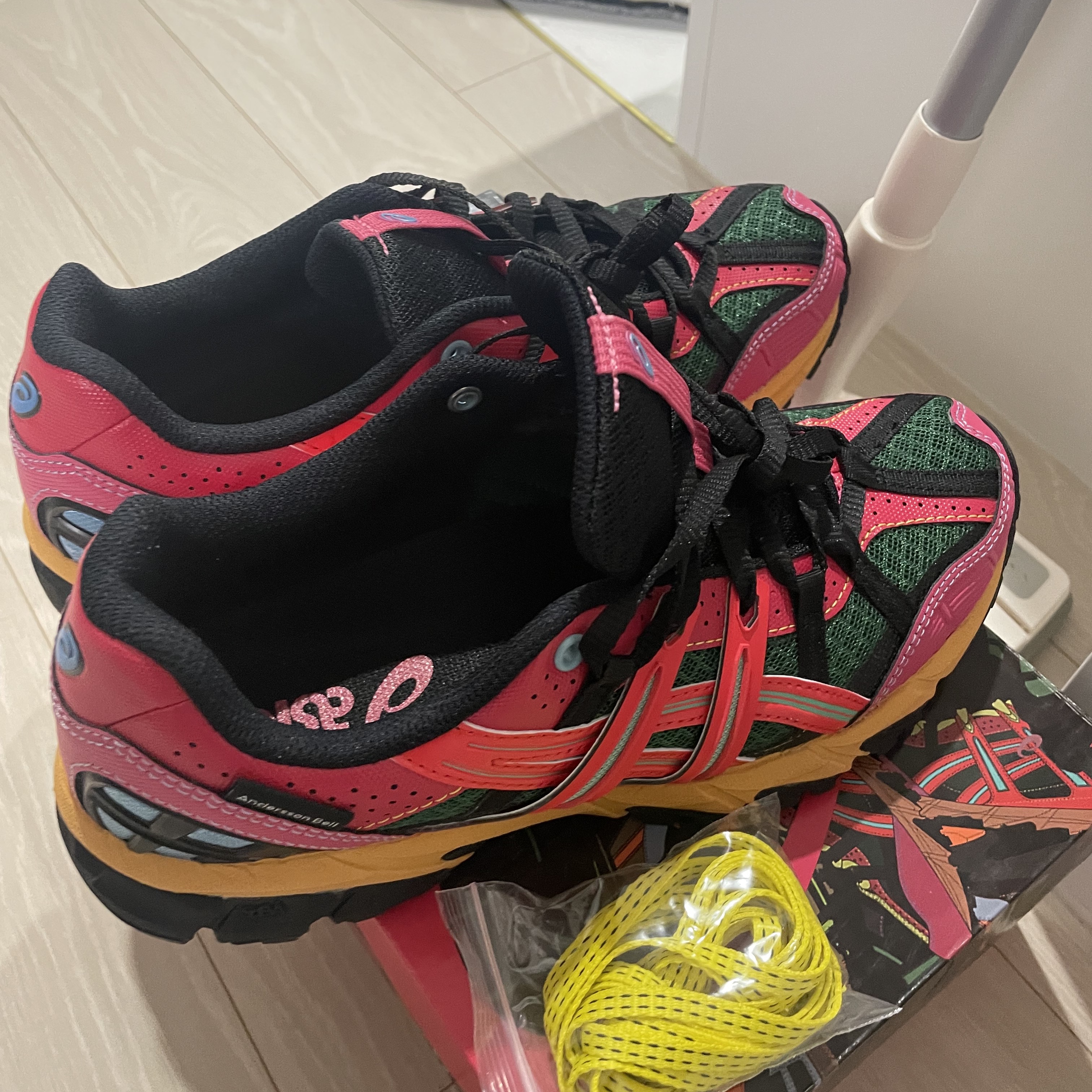 Asics x Andersson Bell Gel-Sonoma 15-50 Bright Rose Evergreen 착용 스타일