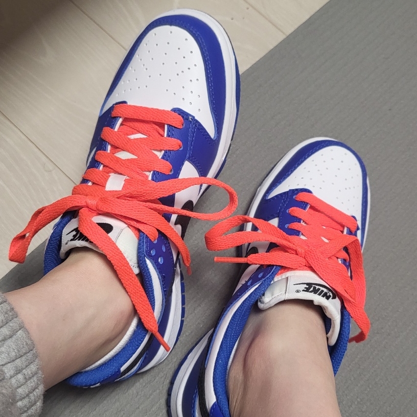 (GS) Nike Dunk Low Bright Crimson Game Royal 착용 스타일