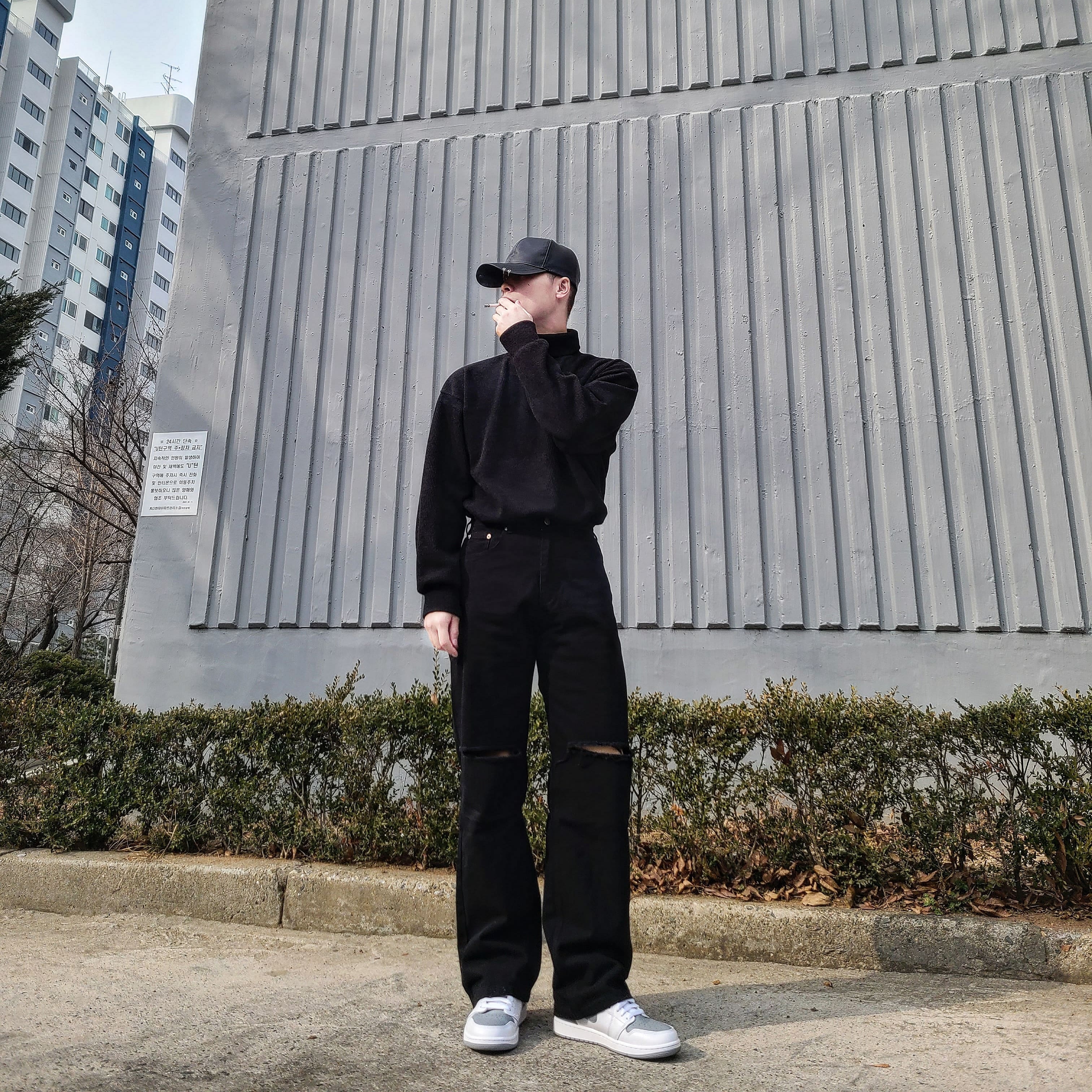 Jordan 1 Retro High OG Stealth 착용 스타일