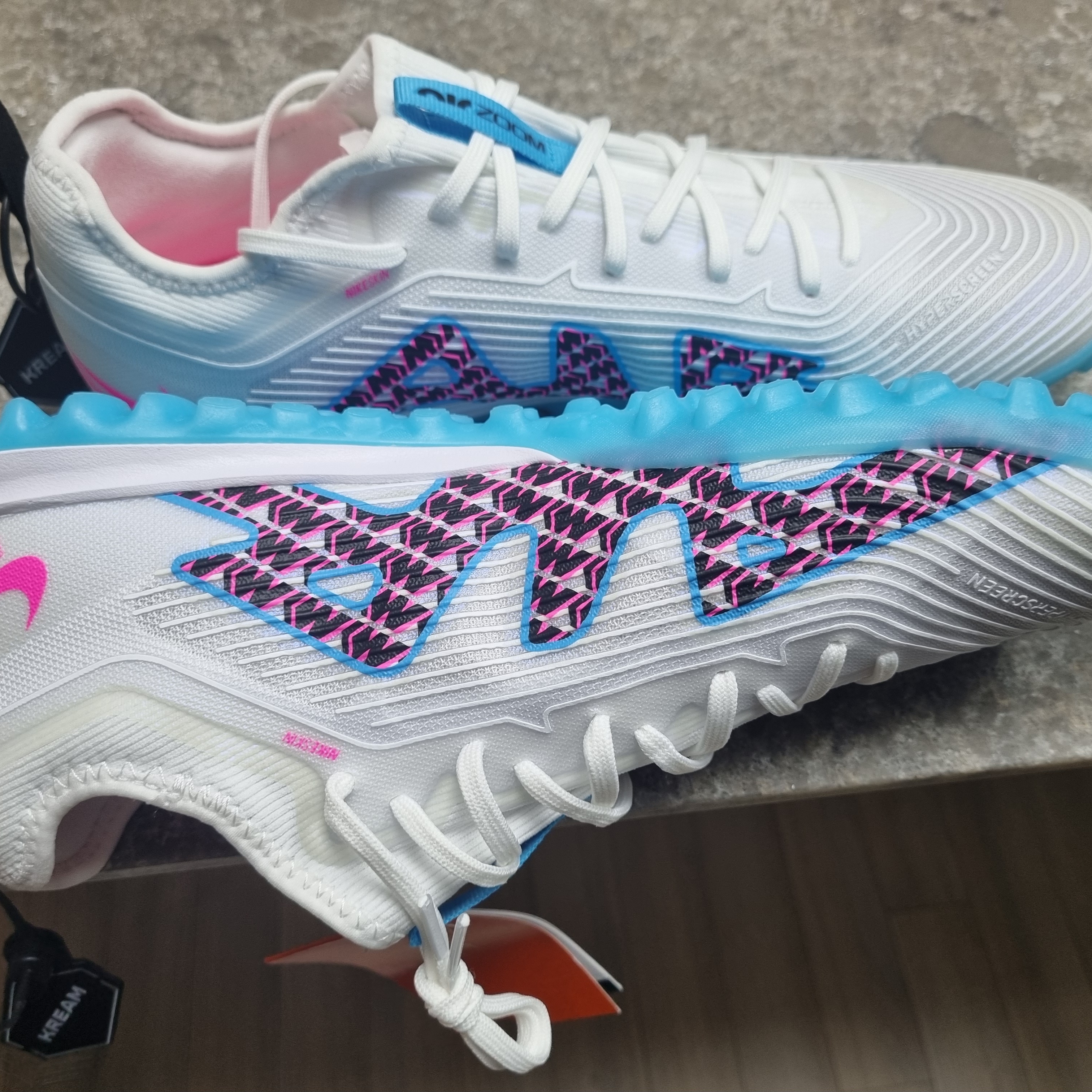 Nike Zoom Mercurial Vapor 15 Pro TF White Baltic Blue 착용 스타일 - 4