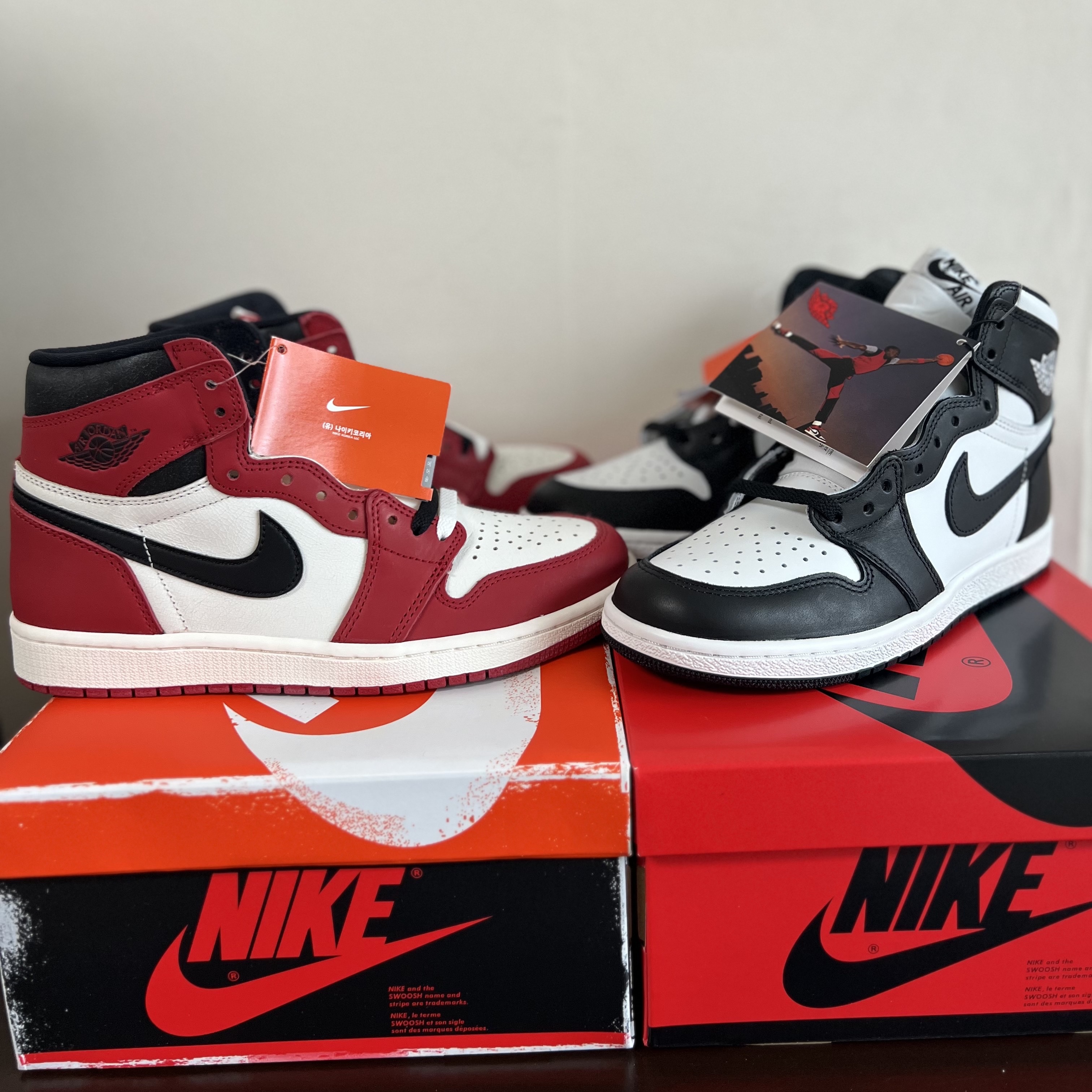 Jordan 1 Retro High OG Chicago 2022, Jordan 1 High 85 Black White 착용 스타일 - 1