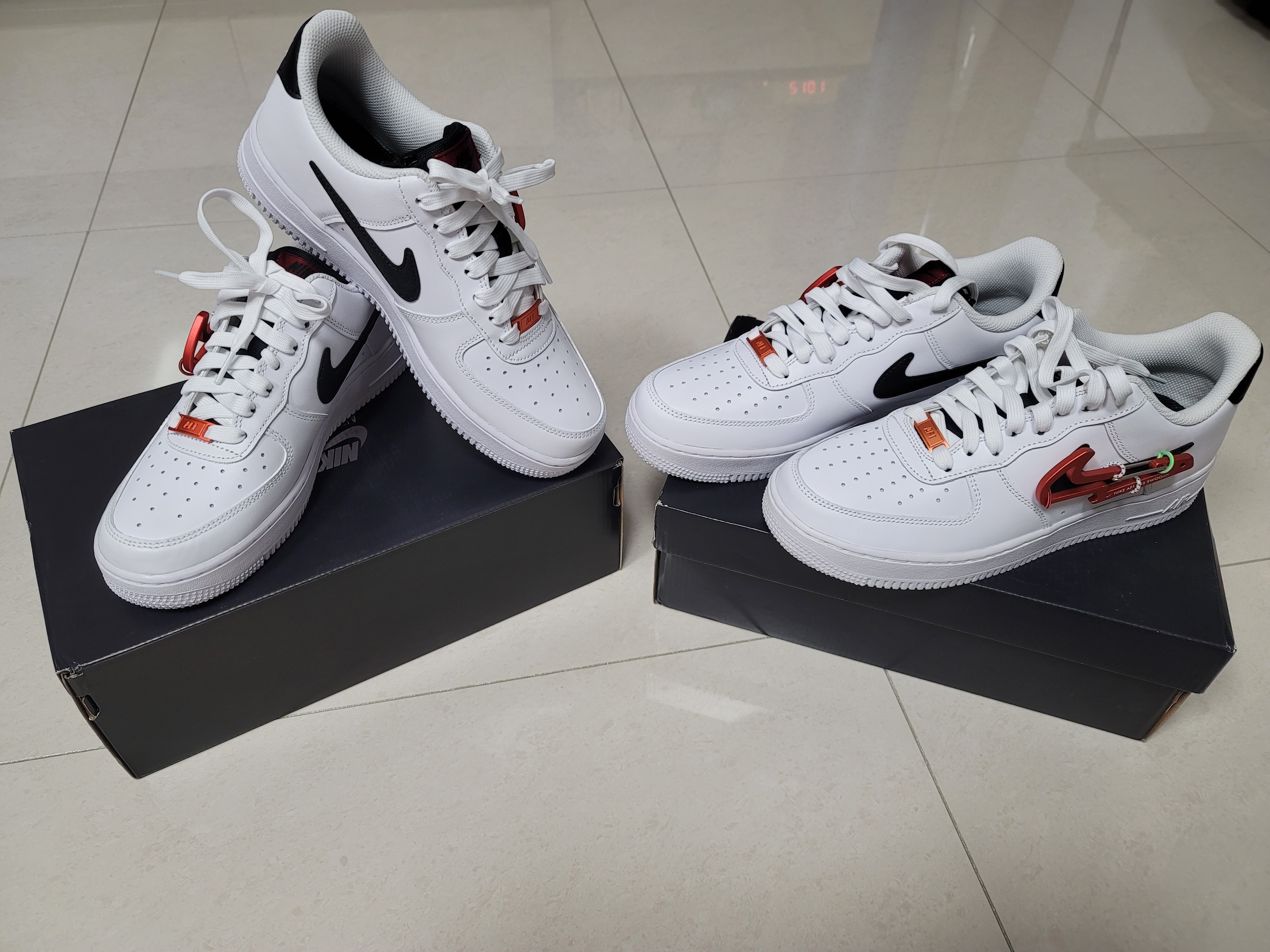 Nike Air Force 1 '07 PRM Carabiner Red 착용 스타일 - 2