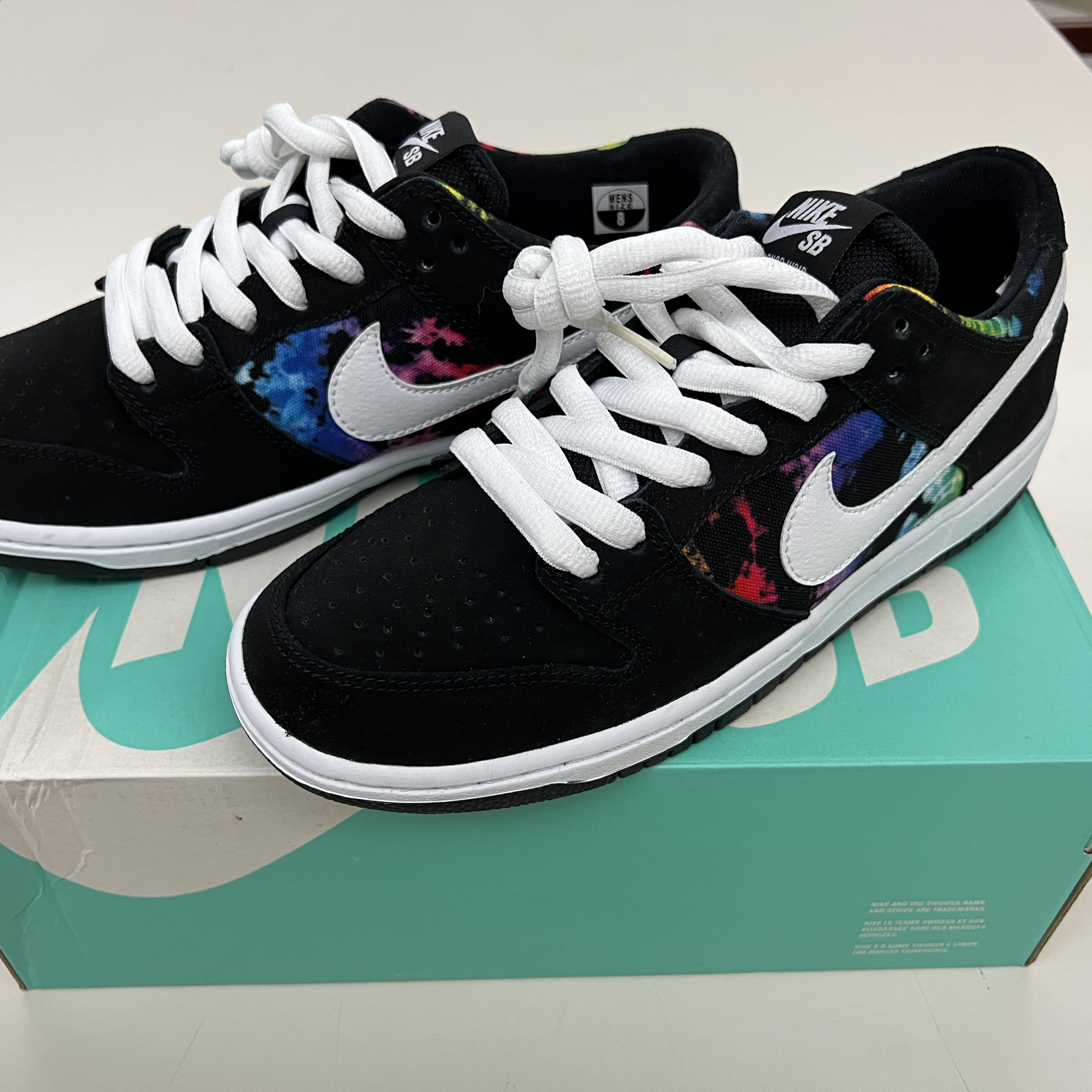 Nike SB Dunk Low Ishod Wair Tie Dye 착용 스타일