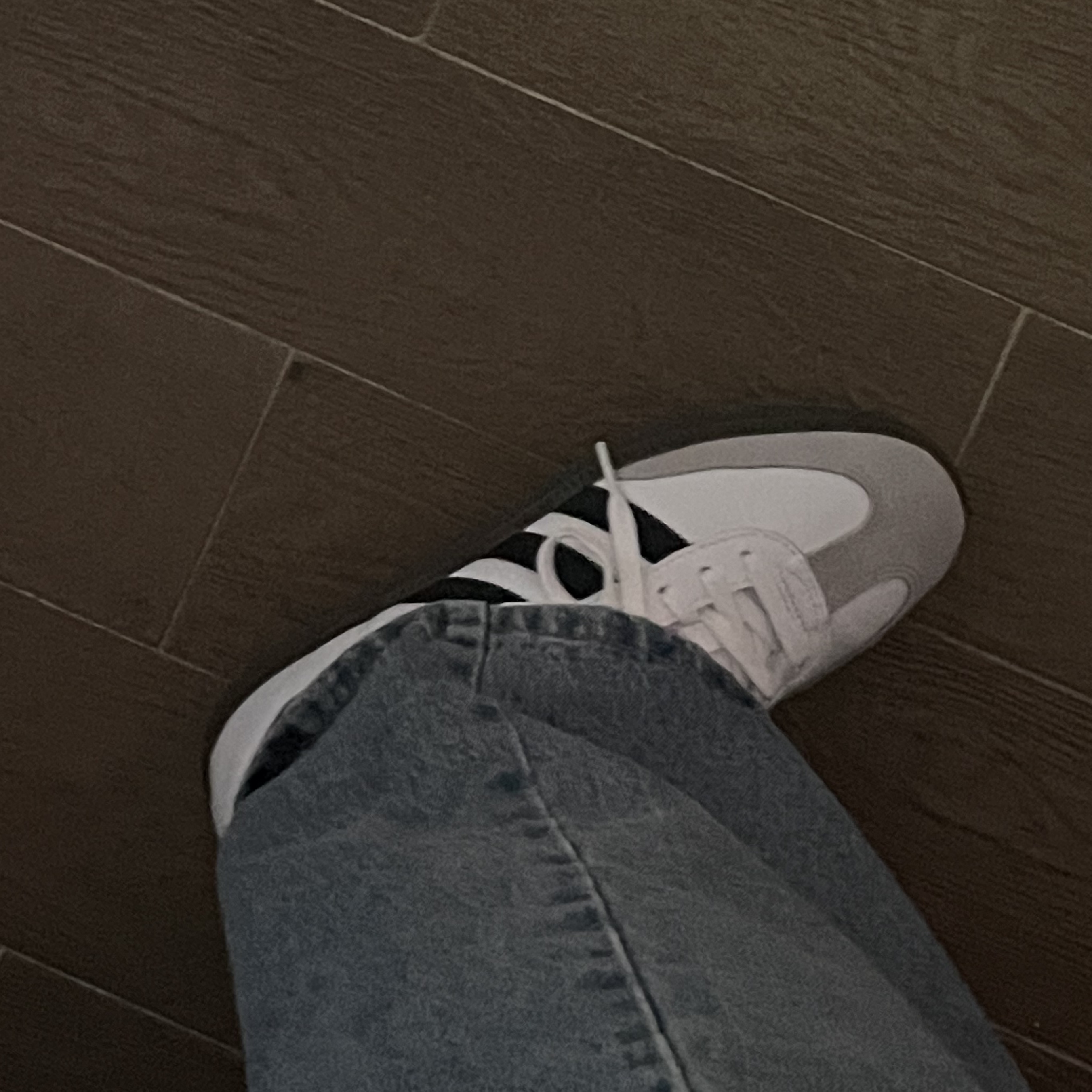 Adidas Samba OG Cloud White 착용 스타일
