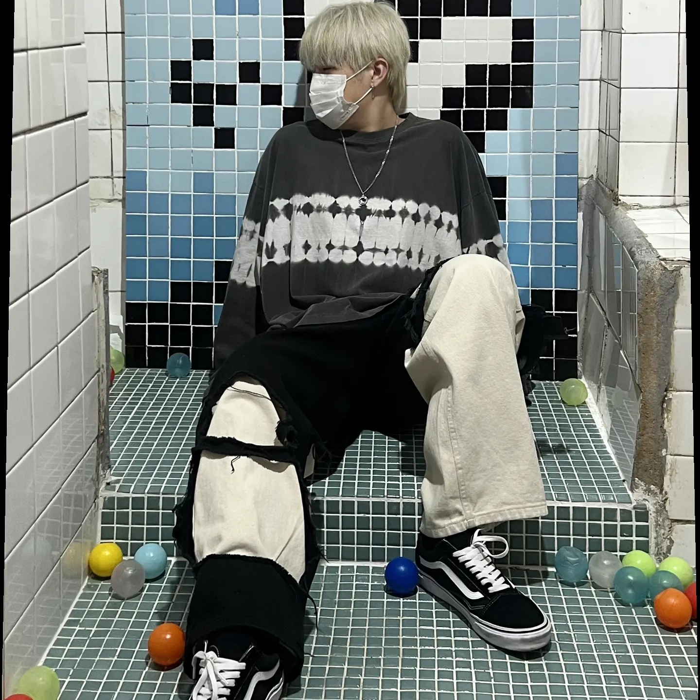 Vans ComfyCush Old Skool Black True white 착용 스타일