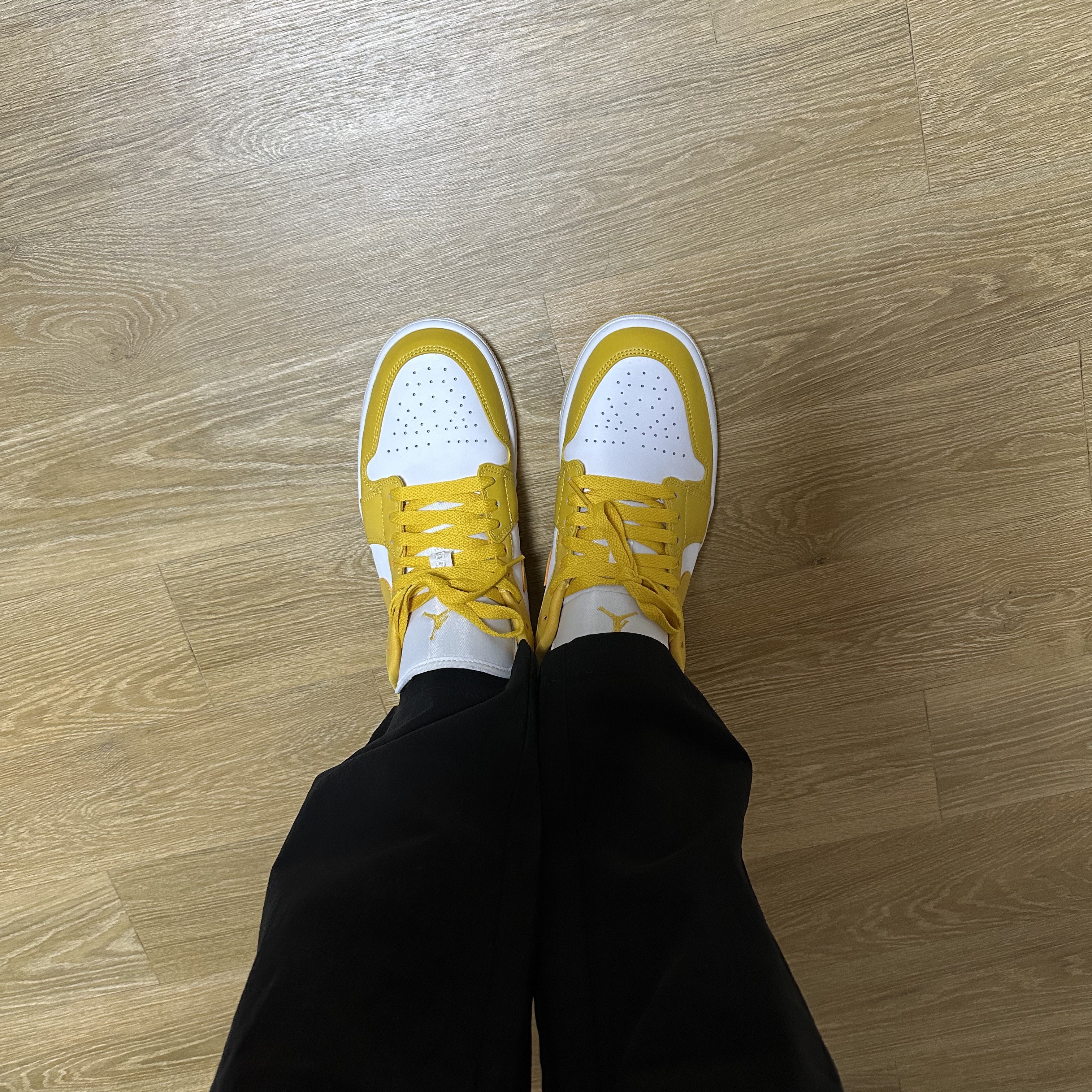 Jordan 1 Low Pollen 착용 스타일 - 3