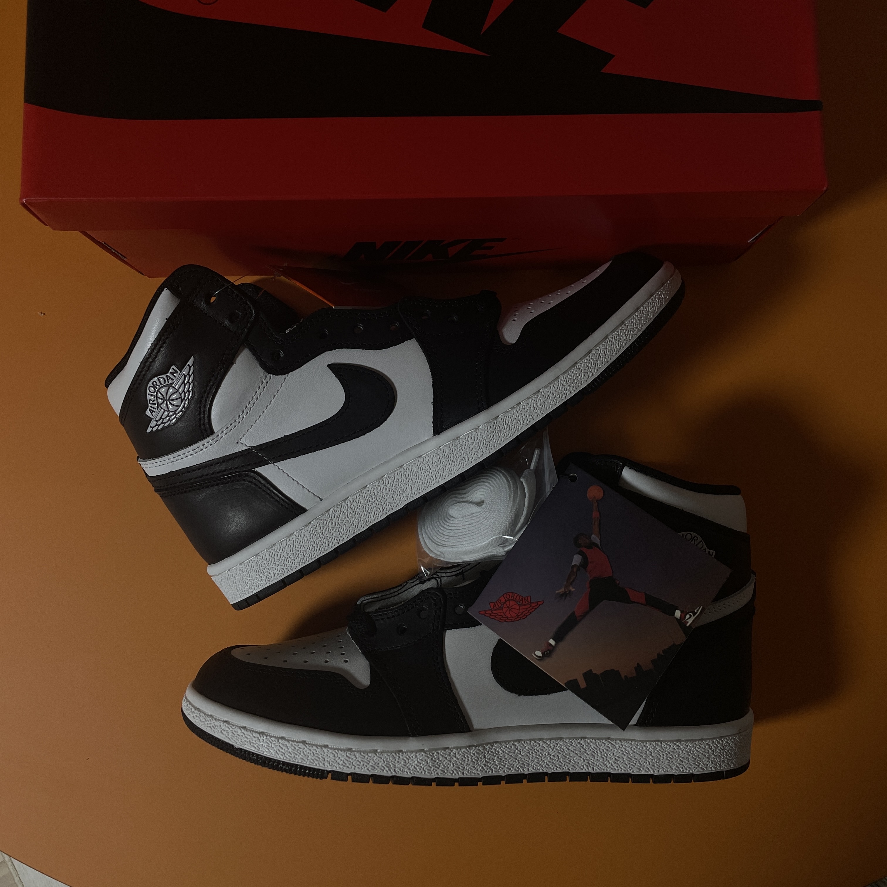 Jordan 1 High 85 Black White 착용 스타일