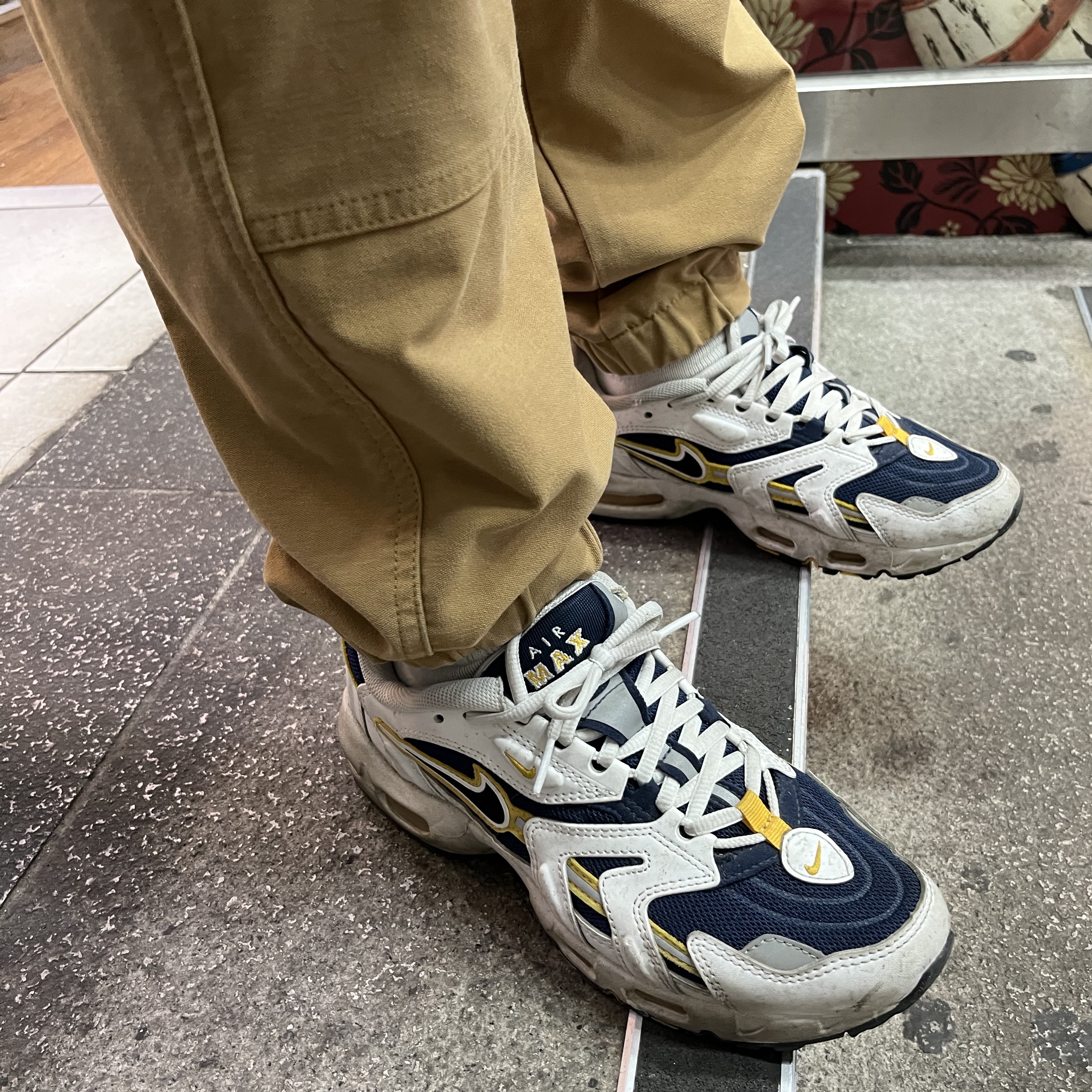 Nike Air Max 96 II Midnight Navy 착용 스타일