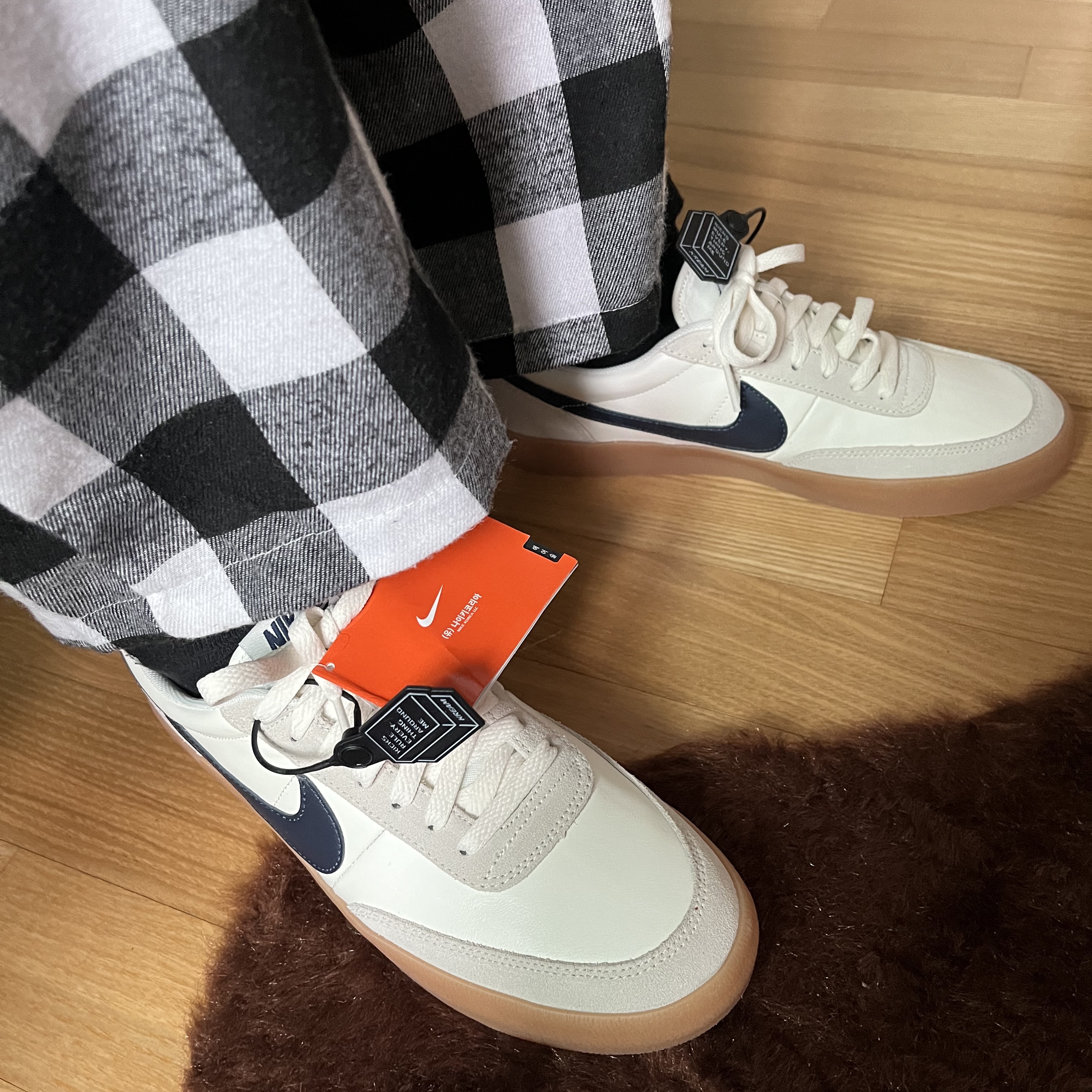 Nike x J.Crew Killshot 2 Sail Midnight Navy 착용 스타일