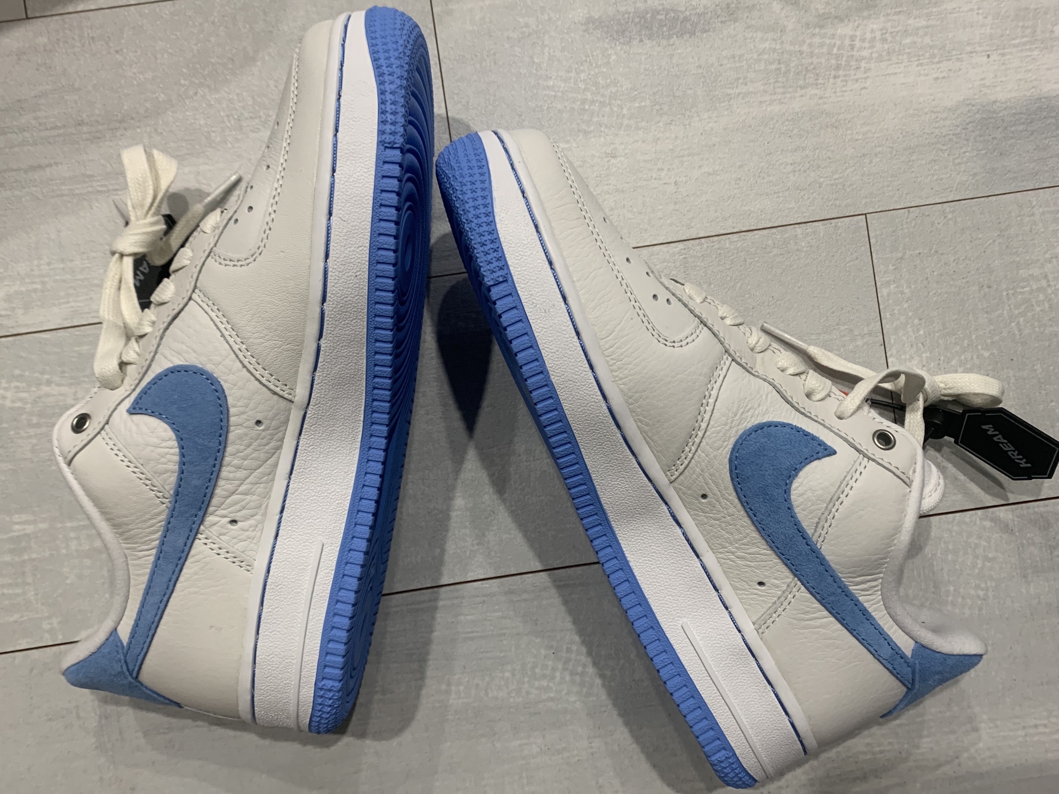 (W) Nike Air Force 1 LXX University Blue 착용 스타일