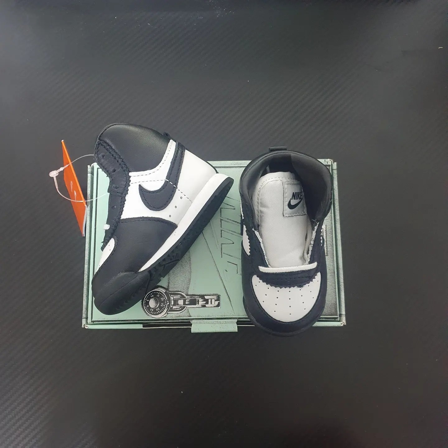 (TD) Jordan 1 High 85 Black White 착용 스타일 - 2