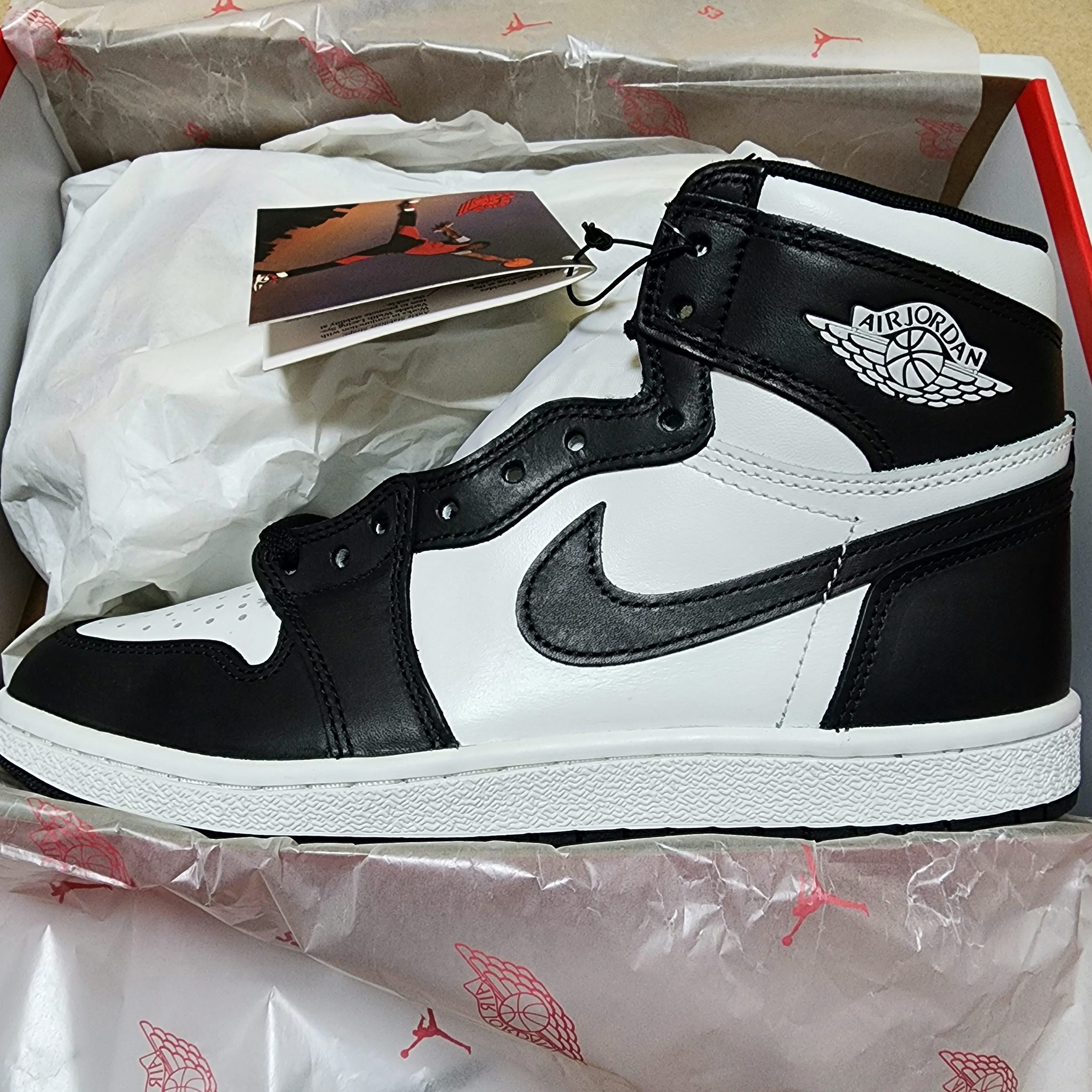 Jordan 1 High 85 Black White 착용 스타일