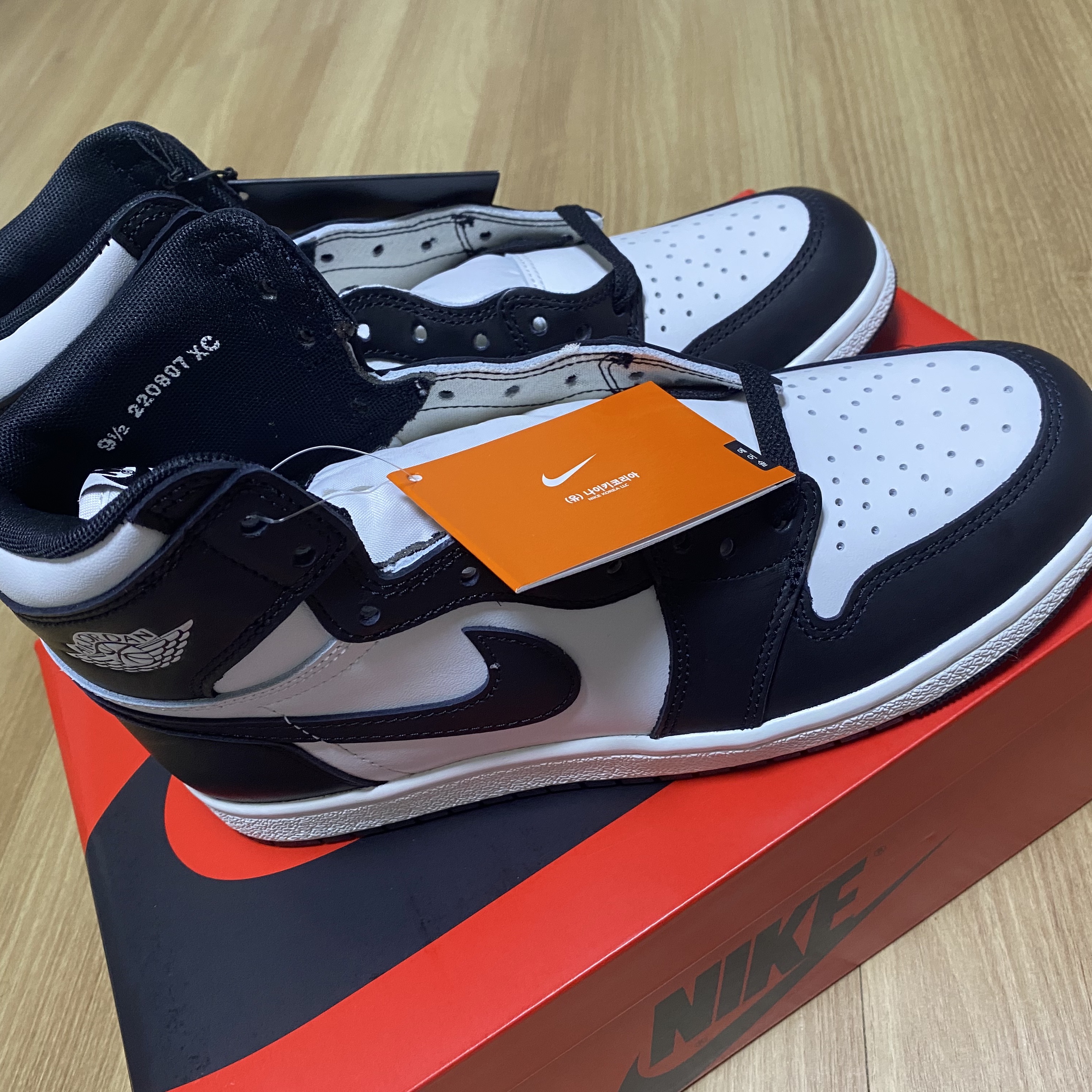 Jordan 1 High 85 Black White 착용 스타일 - 1