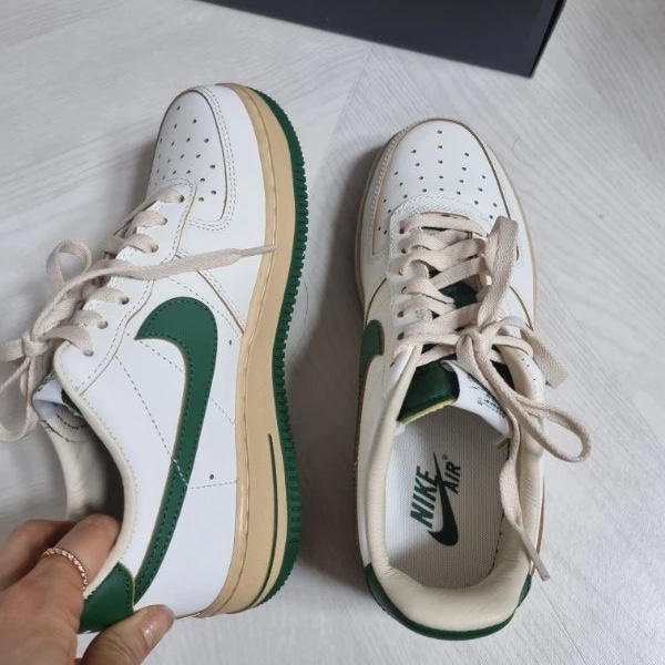 (W) Nike Air Force 1 Low Gorge Green 착용 스타일