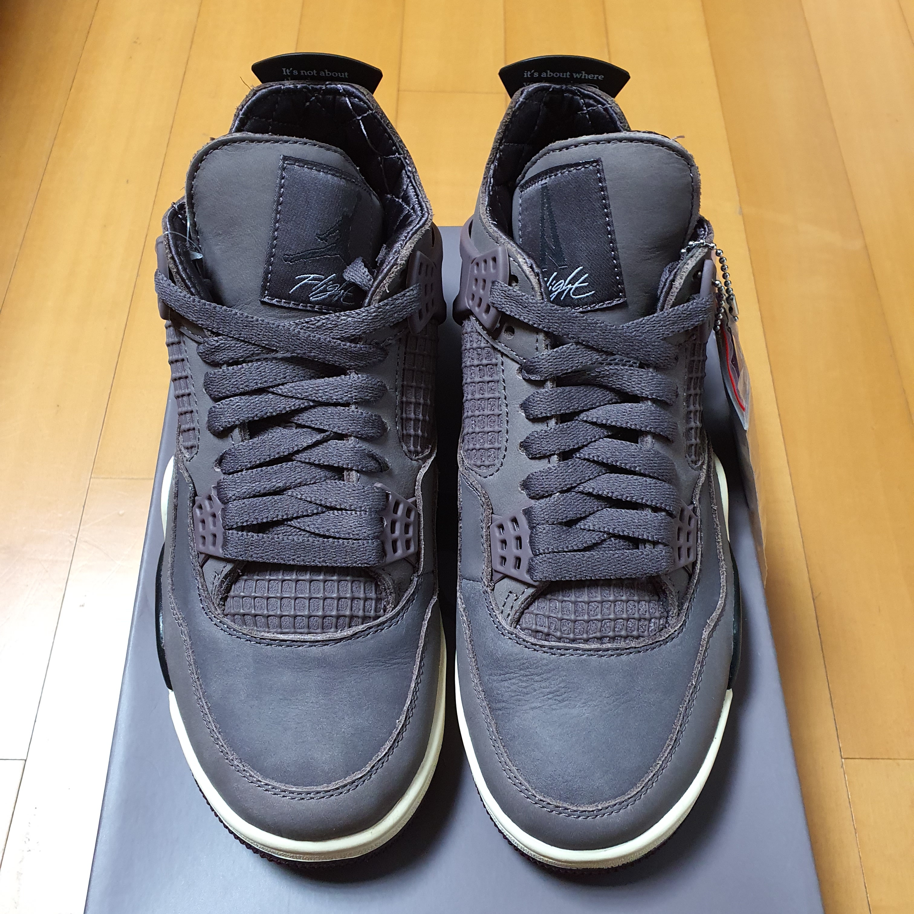 Jordan 4 x A Ma Maniere Retro Violet Ore 착용 스타일