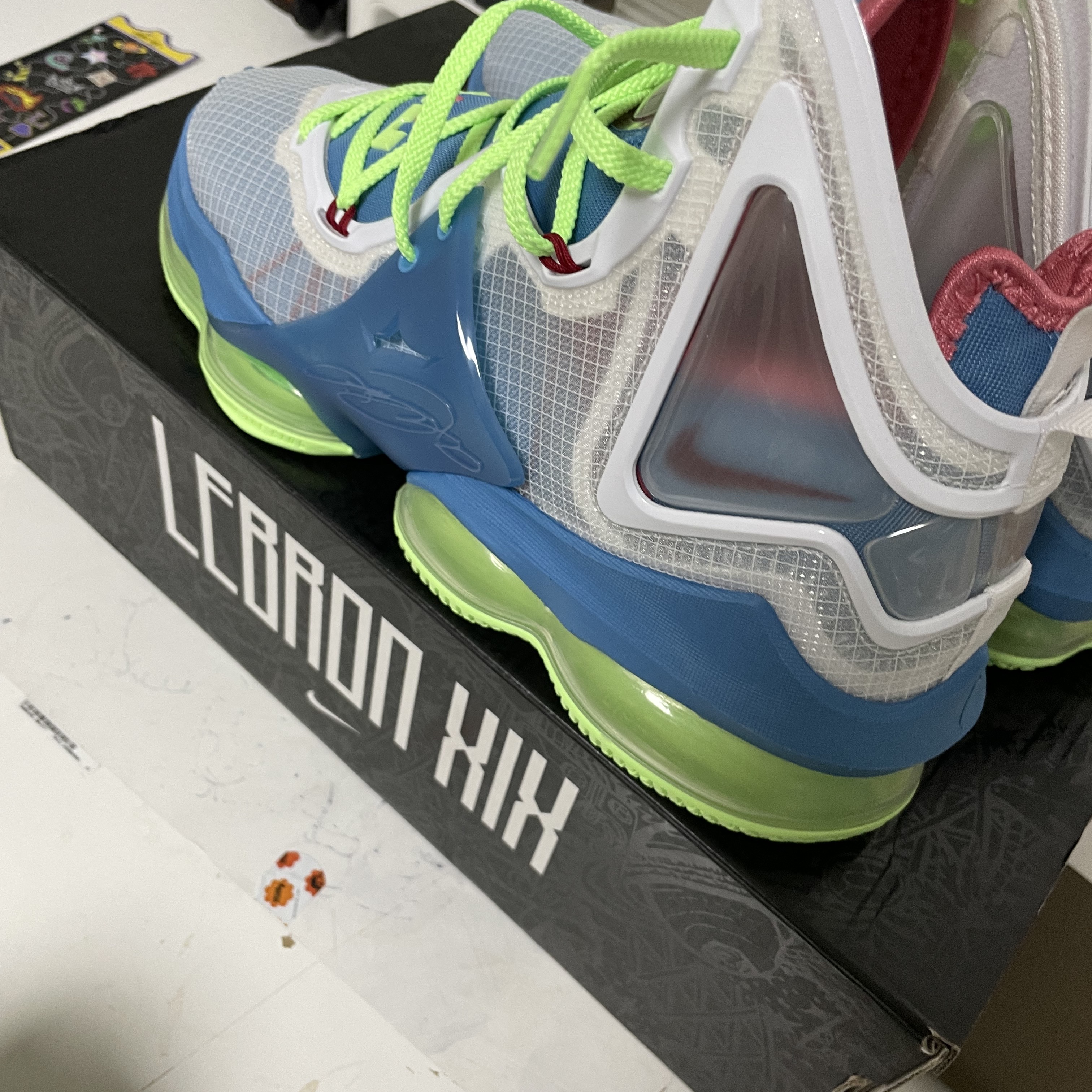 Nike LeBron XIX Tropical 착용 스타일 - 2