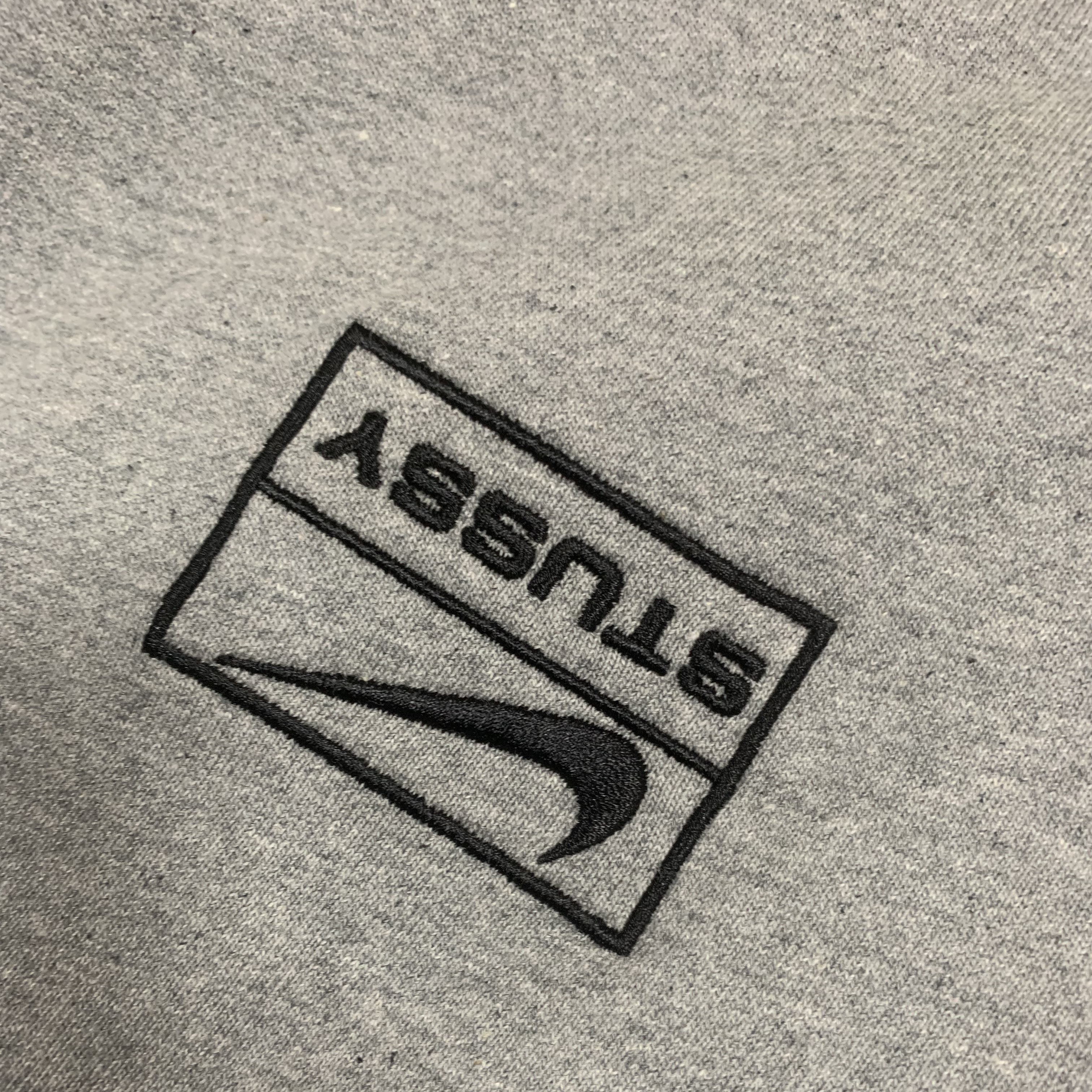 Nike x Stussy NRG Fleece Crewneck Dark Grey Heather (DO9337-063) 착용 스타일