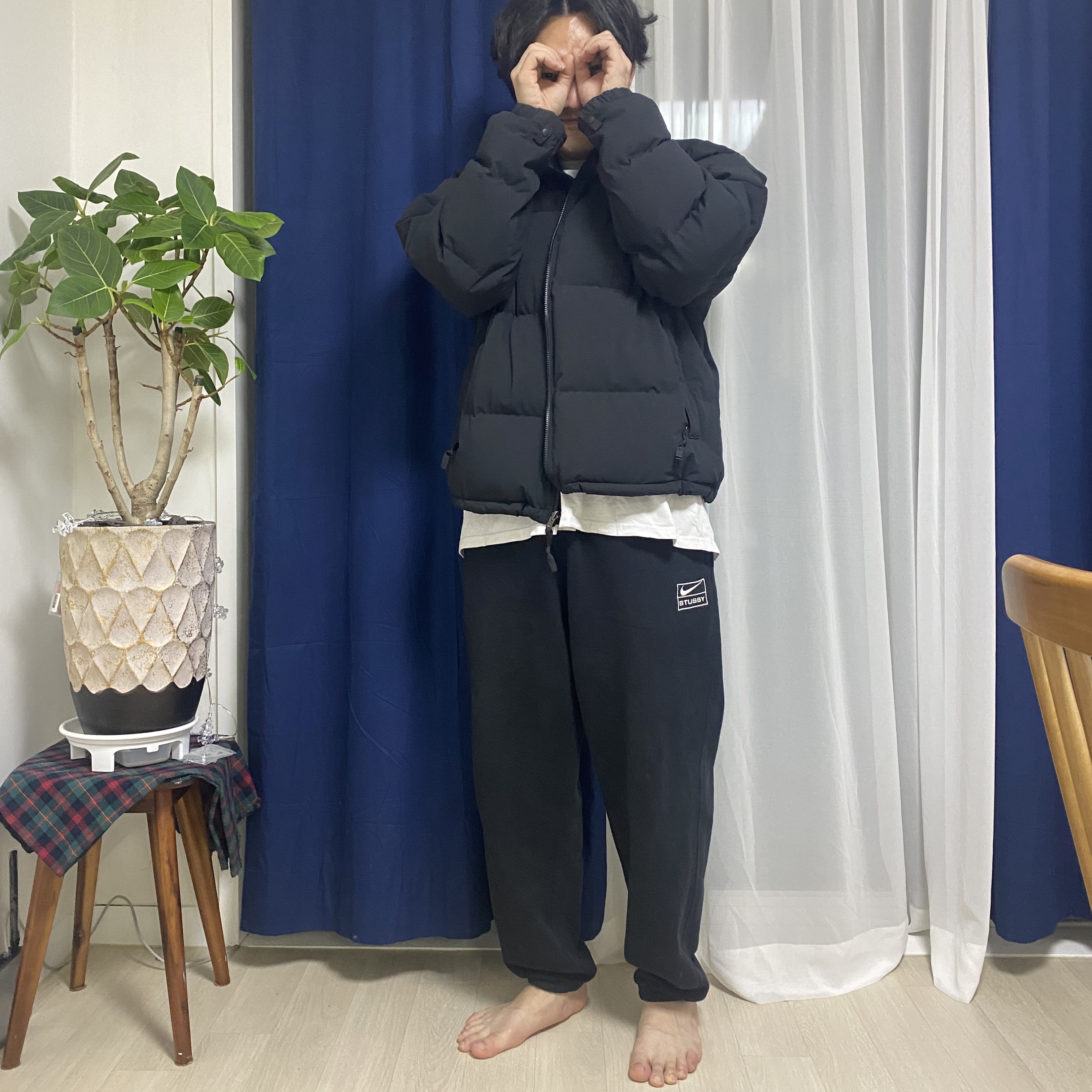 Nike x Stussy NRG RA Washed Fleece Pants Black (DN4030-010), The North Face 1996 Cordura Nuptse Jacket Black 착용 스타일