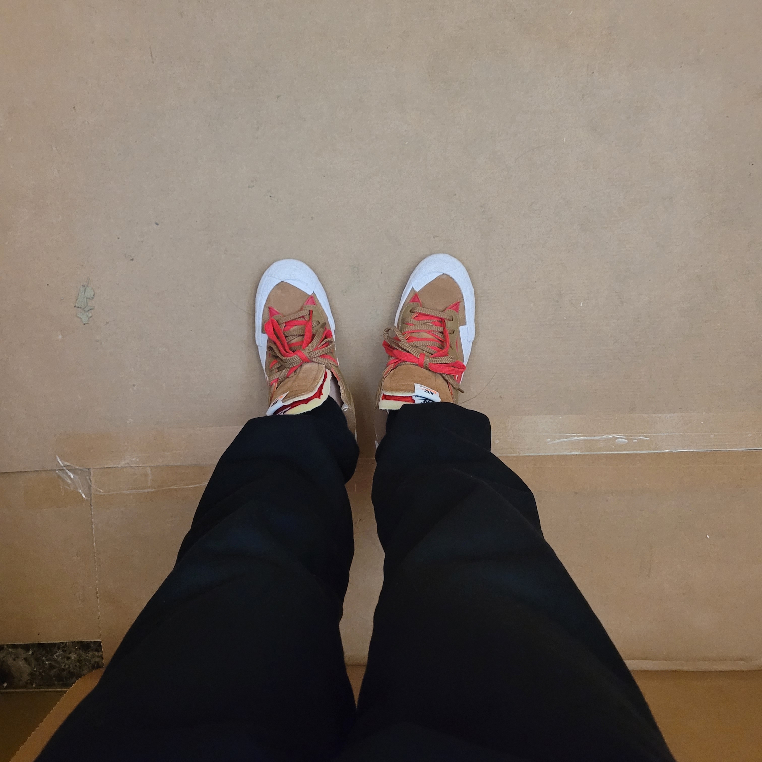 Nike x Sacai Blazer Low British Tan 착용 스타일