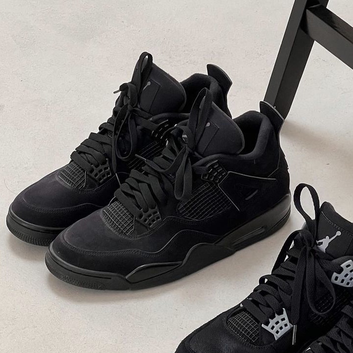 Jordan 4 Retro Black Cat 2020 착용 스타일