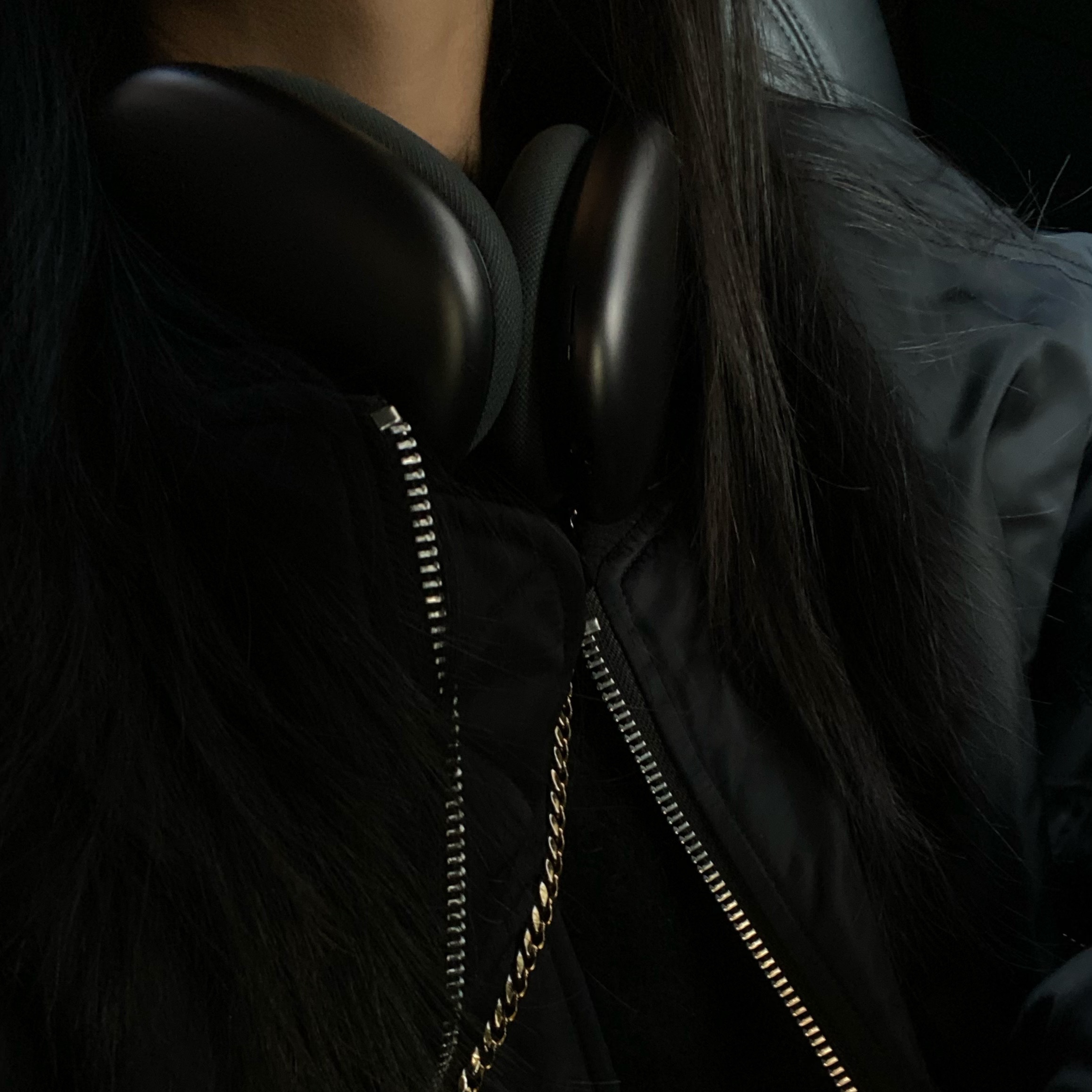 Apple AirPods Max Lightning Space Gray (Korean Ver.) 착용 스타일