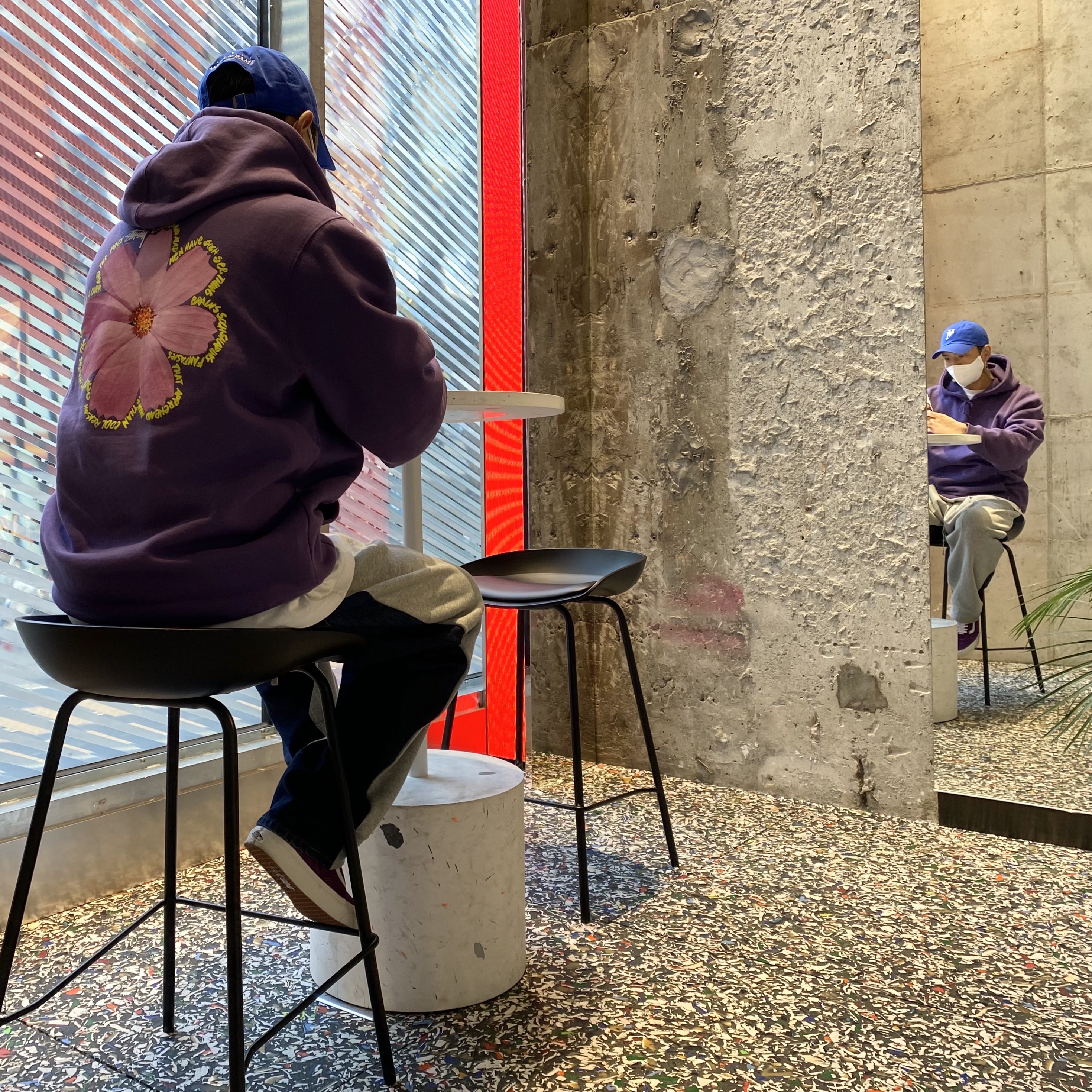 Stussy Cosmos Hood Purple 착용 스타일 - 3