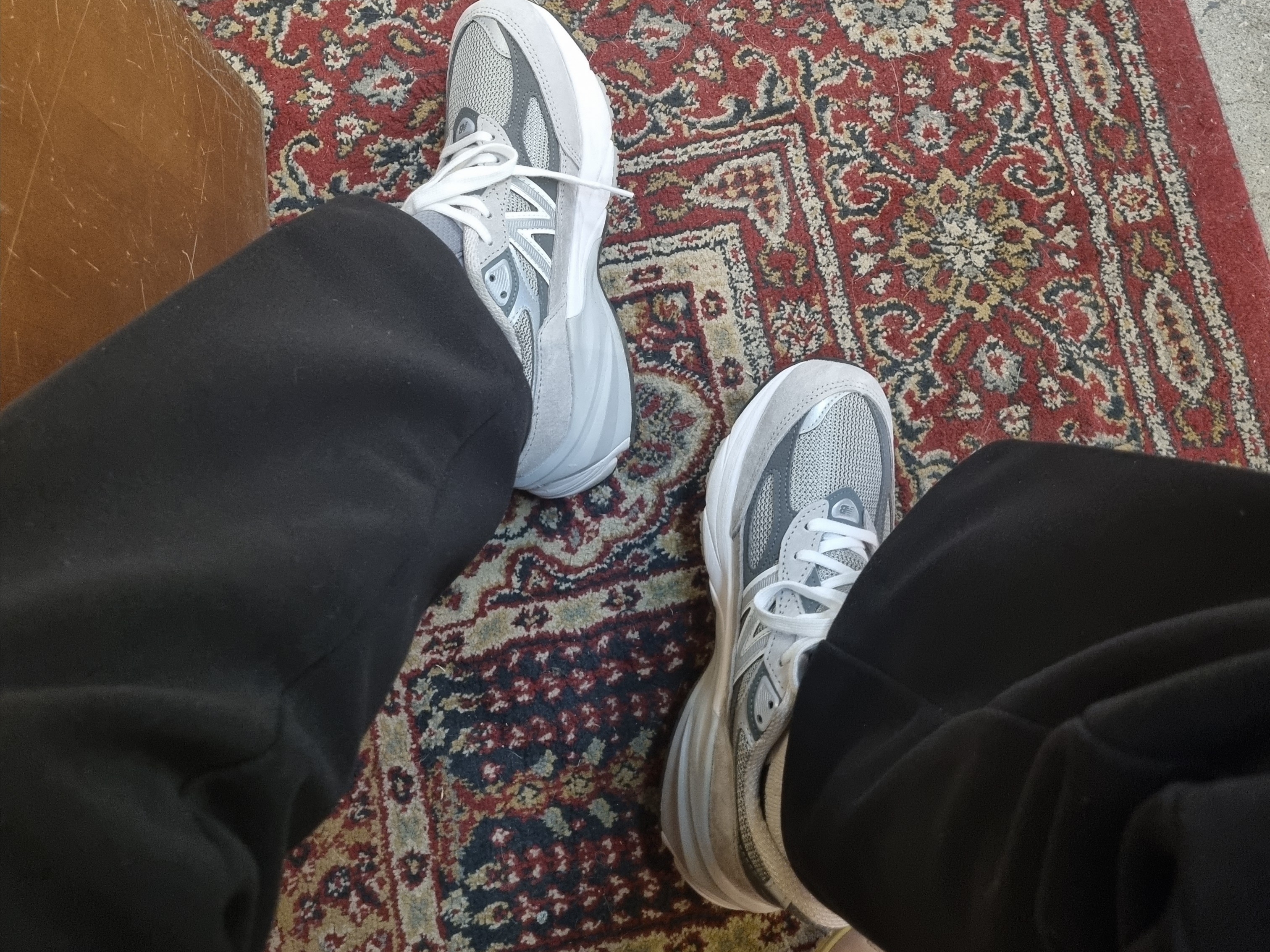 (W) New Balance 990v6 Made in USA Grey - B Standard 착용 스타일