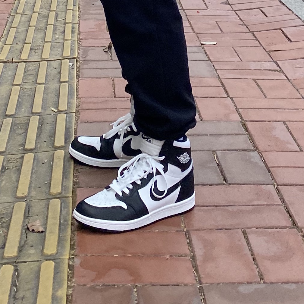 Jordan 1 High 85 Black White 착용 스타일 - 2