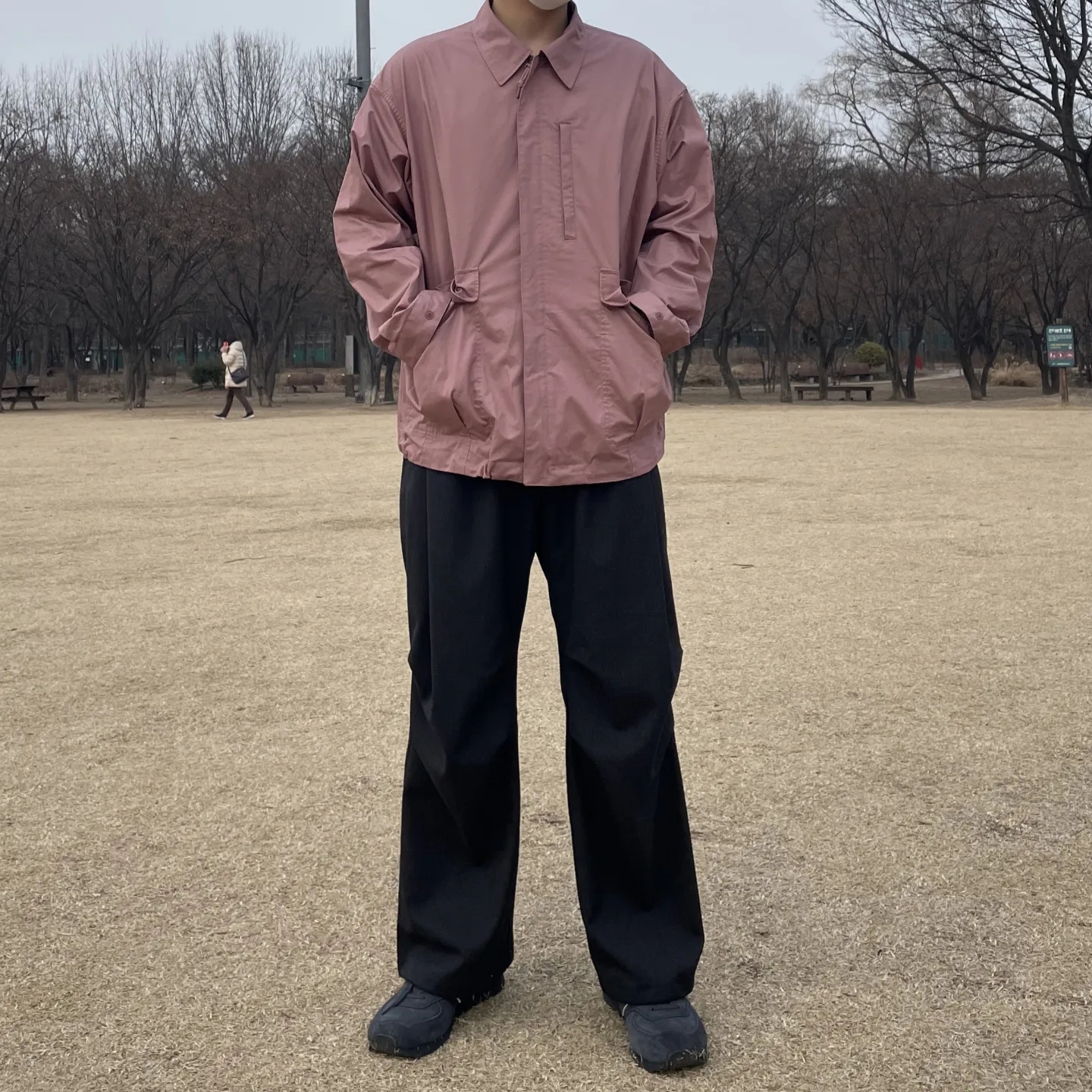 New Balance x Comme des Garcons Junya Watanabe Man 574 Suede Grey Off White 착용 스타일 - 5