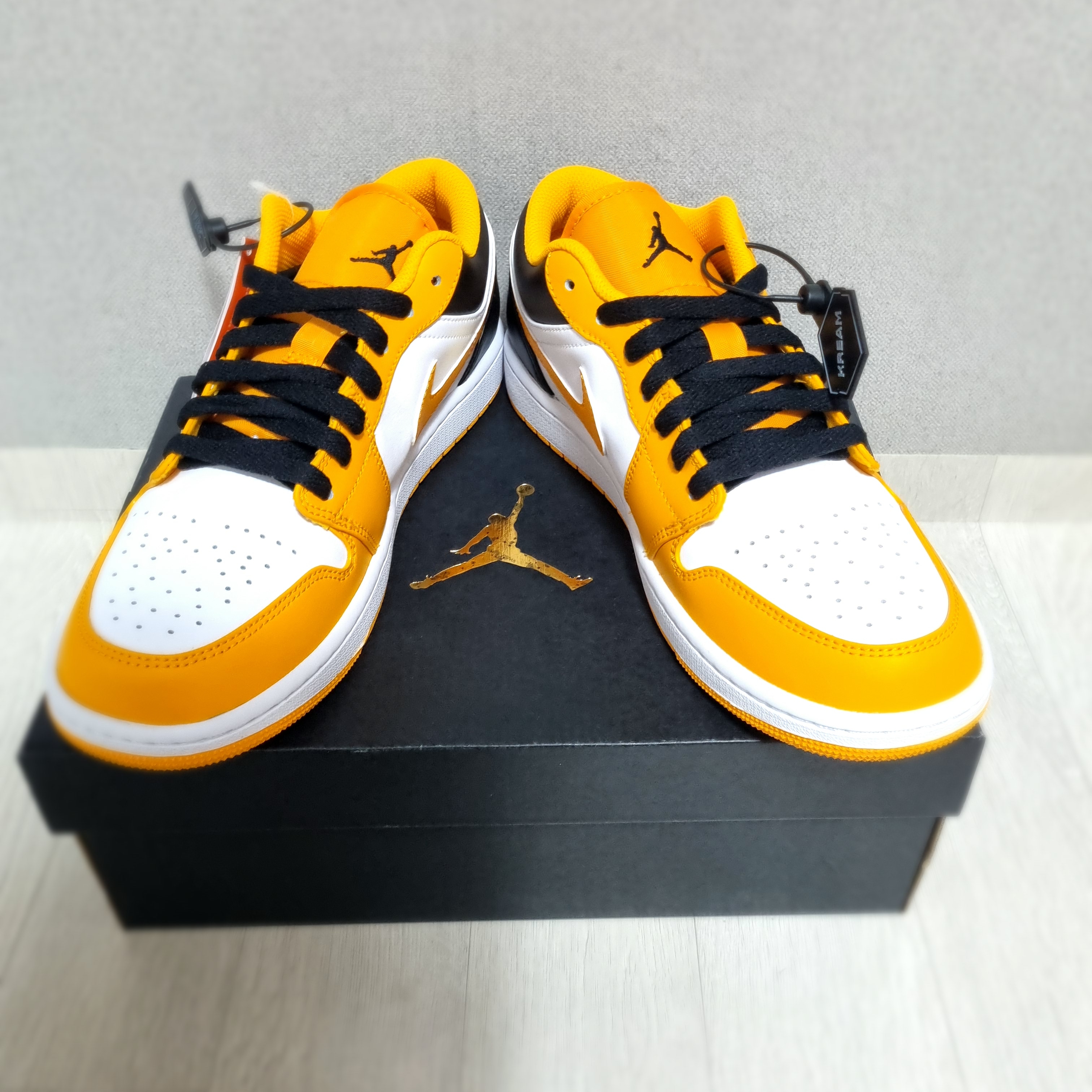 Jordan 1 Low Taxi 착용 스타일 - 1