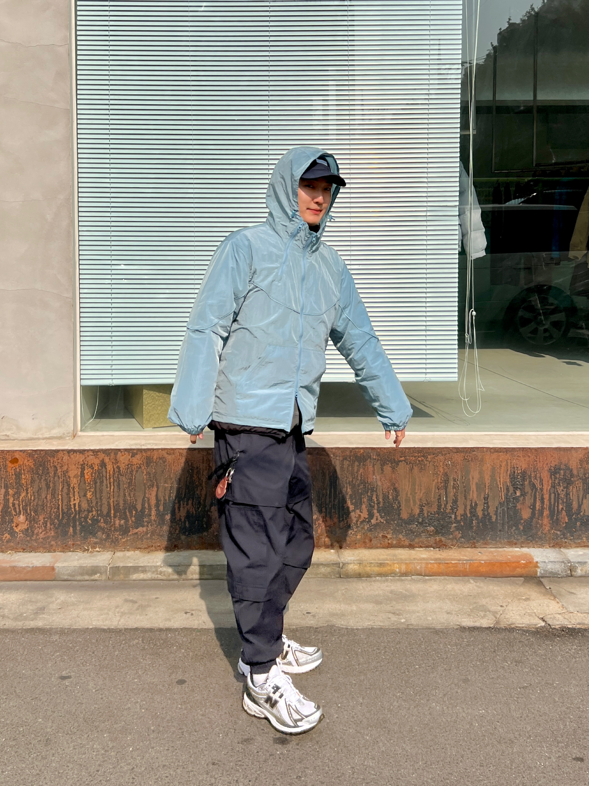 New Balance 1906R White Gold 착용 스타일 - 1