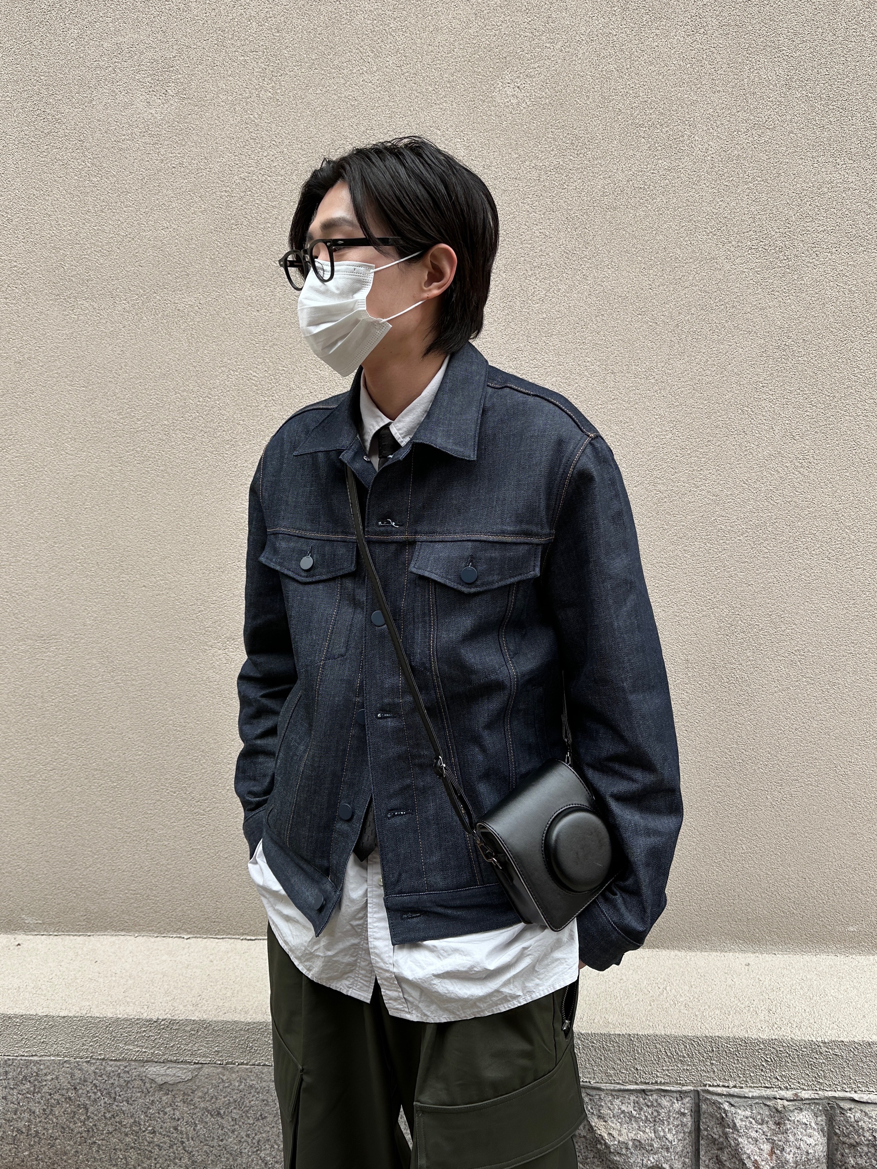 Balenciaga Defender Sneakers Black 착용 스타일 - 4