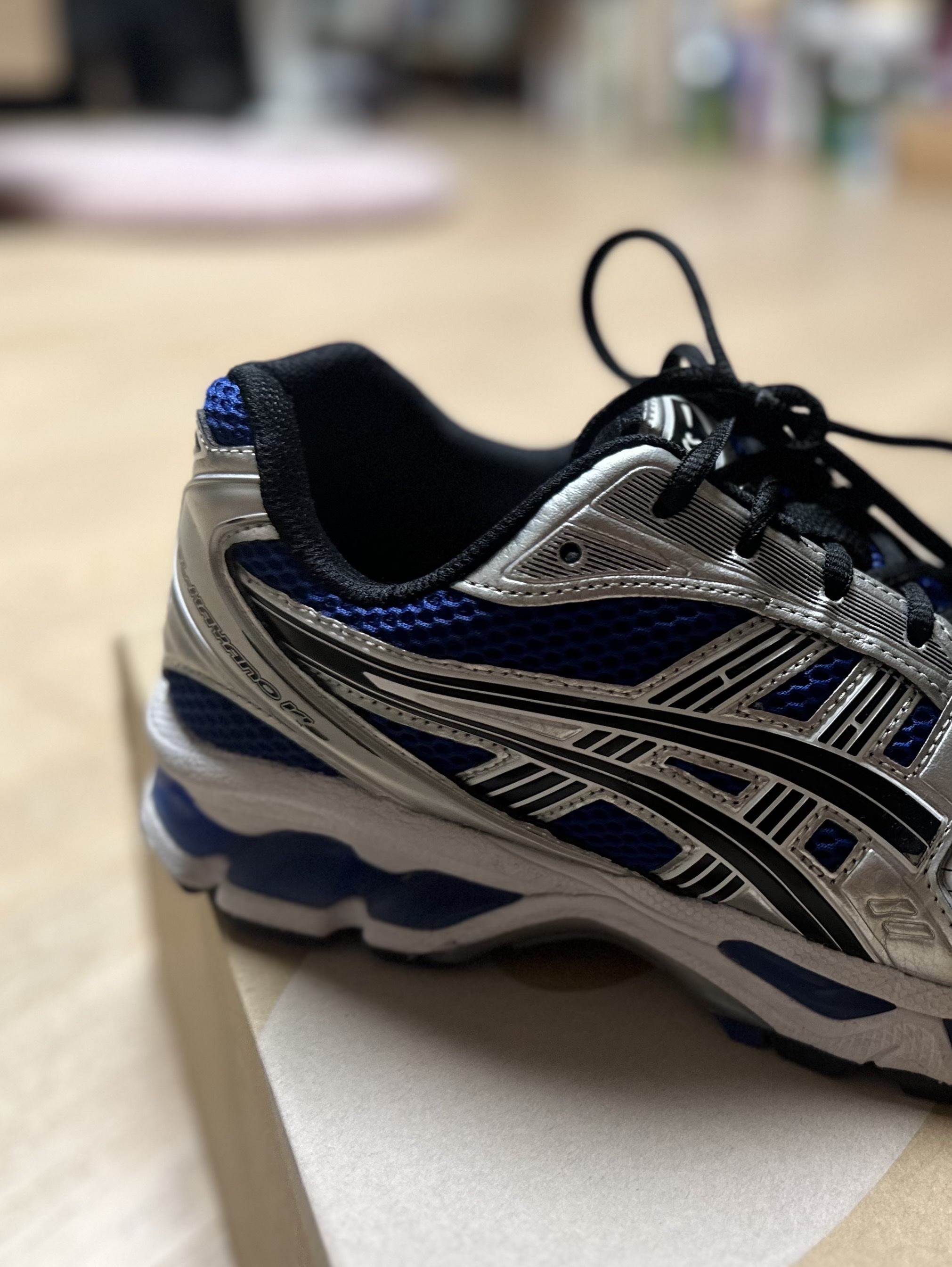 Asics Gel-Kayano 14 Monaco Blue Black 착용 스타일 - 3